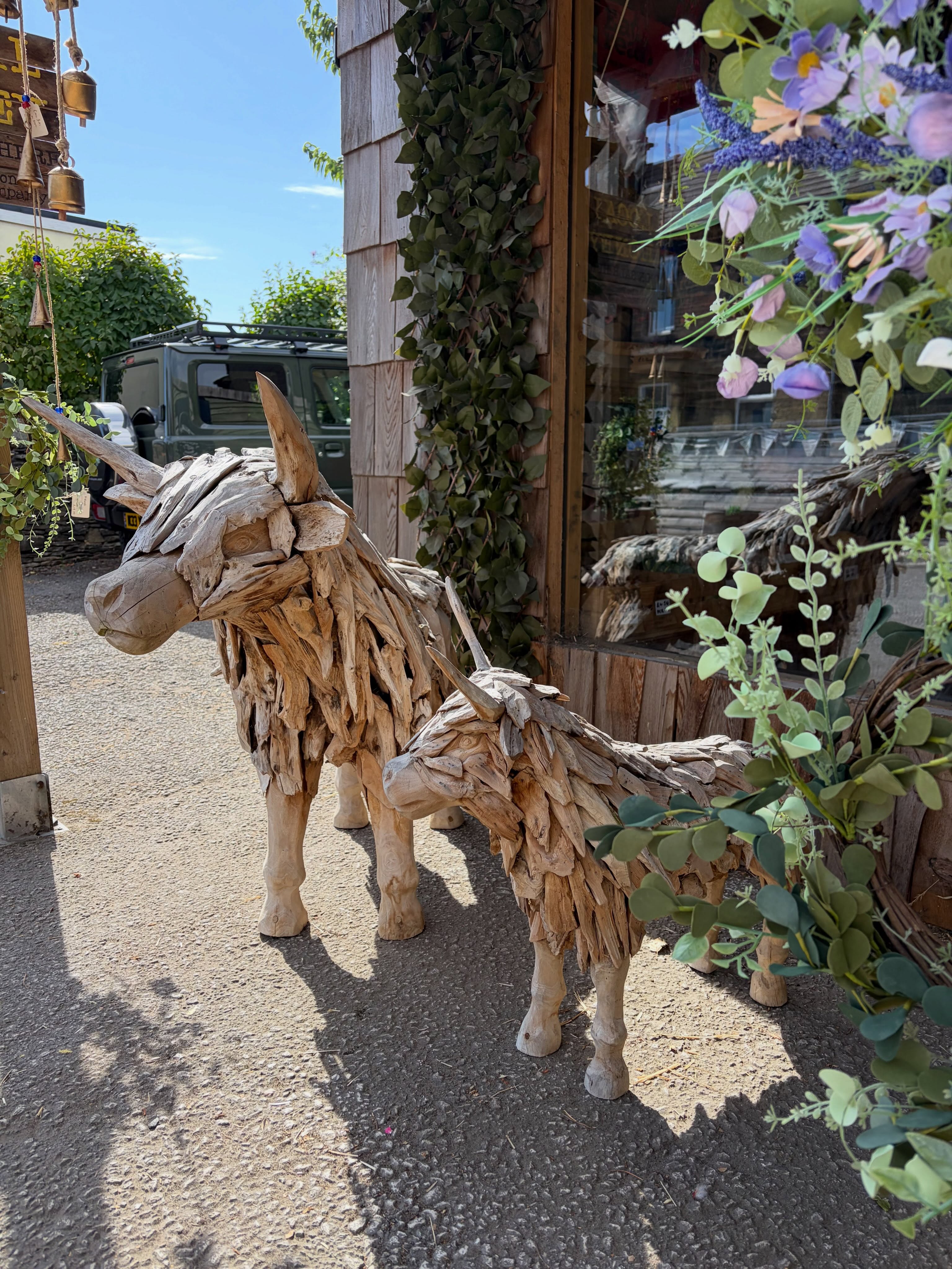 Good morning! It’s another hot one 🔥🌞 doors open while 5pm today 😊
Come and see our highland cows, they have just come into stock 🐮
#cellar41 #yorkshire #homeandliving #villagestore