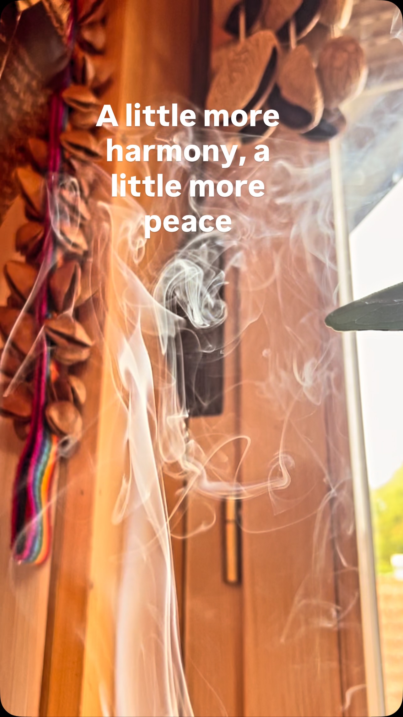 I often cleanse my space and instruments to help them release stagnant energies.
After such ritual I can feel a difference in the sound of my instruments and the harmony in my space ✨
#energyhealing #energycleansing #spacecleansing #auracleansing #soundhealing