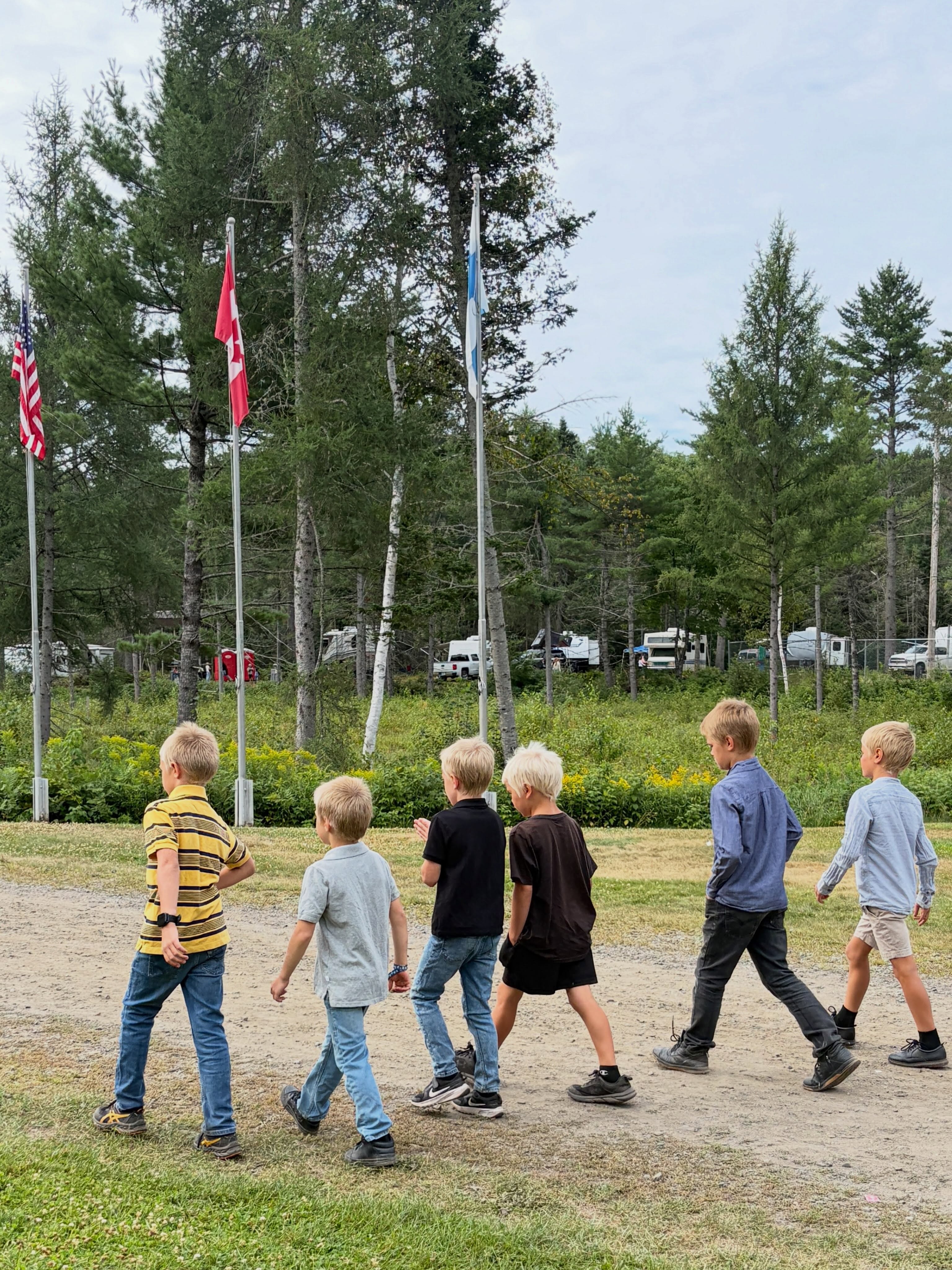 Gracious God, we pray to You:
Shepherd all our children.
We are foolish, slow of heart.
Father, You must lead them.
Carry our beloved young;
keep their hearts from evil.
May a guardian angel be
with them as they travel.
SHZ 429 v1
Hasscib Lake Regional Services
Photo: Sarina Siljander
