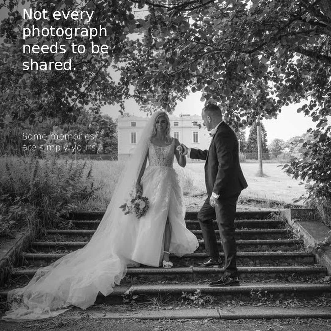 Photography isn’t about how many images that is shared, it’s about the memories I can create for the people who trusted me to capture them. ❤️
Some photographs are for the world to see, and some are simply meant to be yours. And I think that’s pretty special. 📸 #photographywithpurpose #makingmemories #familyphotography #weddingphotography #thomaswhytemedia