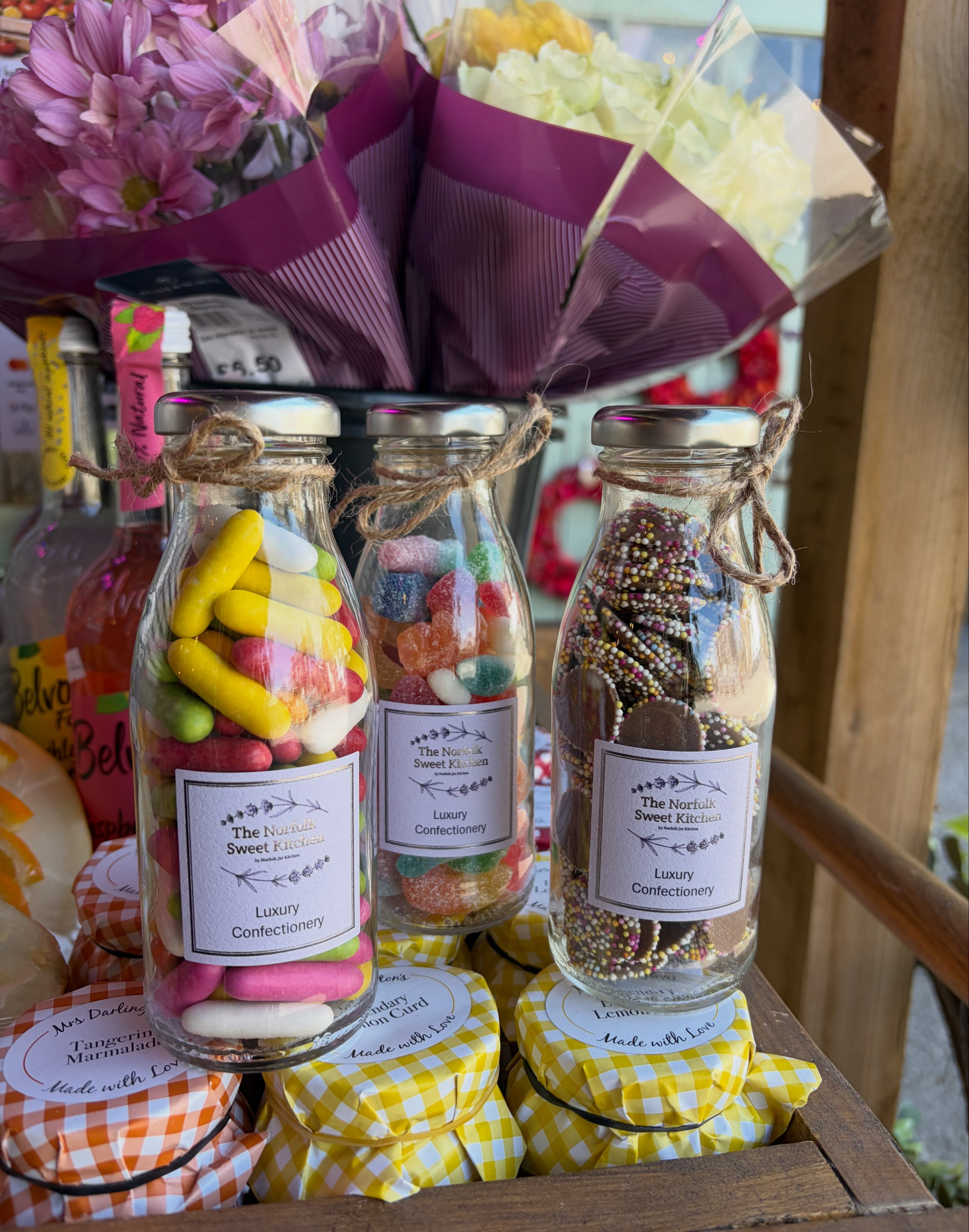 A great selection of sweet treats headed into the village country store today 🍭🍫🍬
#traditionalsweets #villagestore