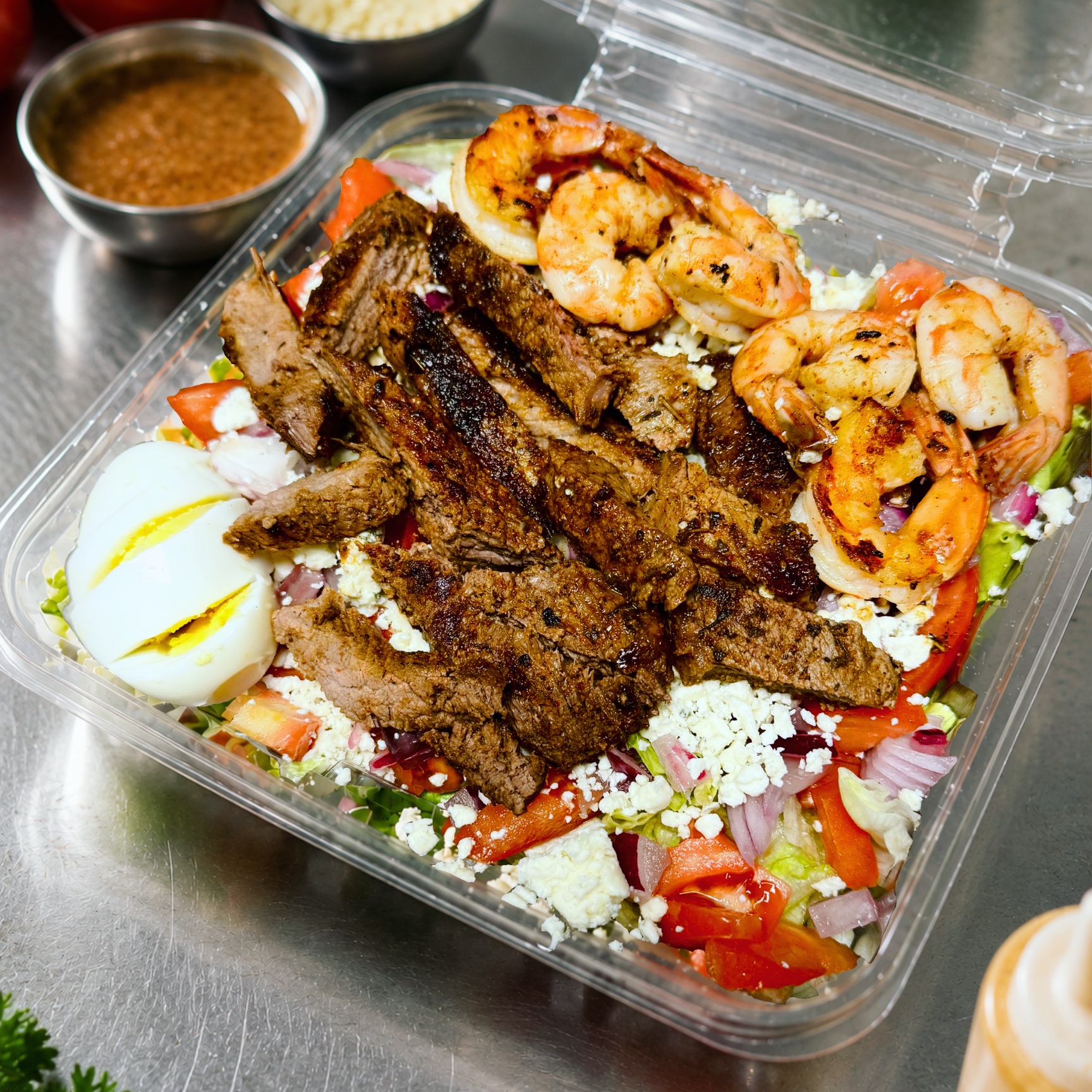 Our Signature Steak Salad
Made with Fresh Off-the-Grill Juicy Sirloin Steak & Shrimp