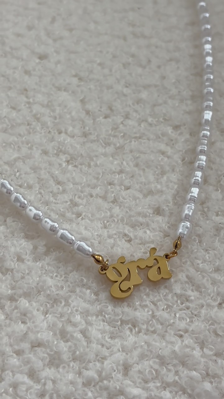 Introducing the new gold grá pearl necklace ✨
Now available to purchase on the website 🤍