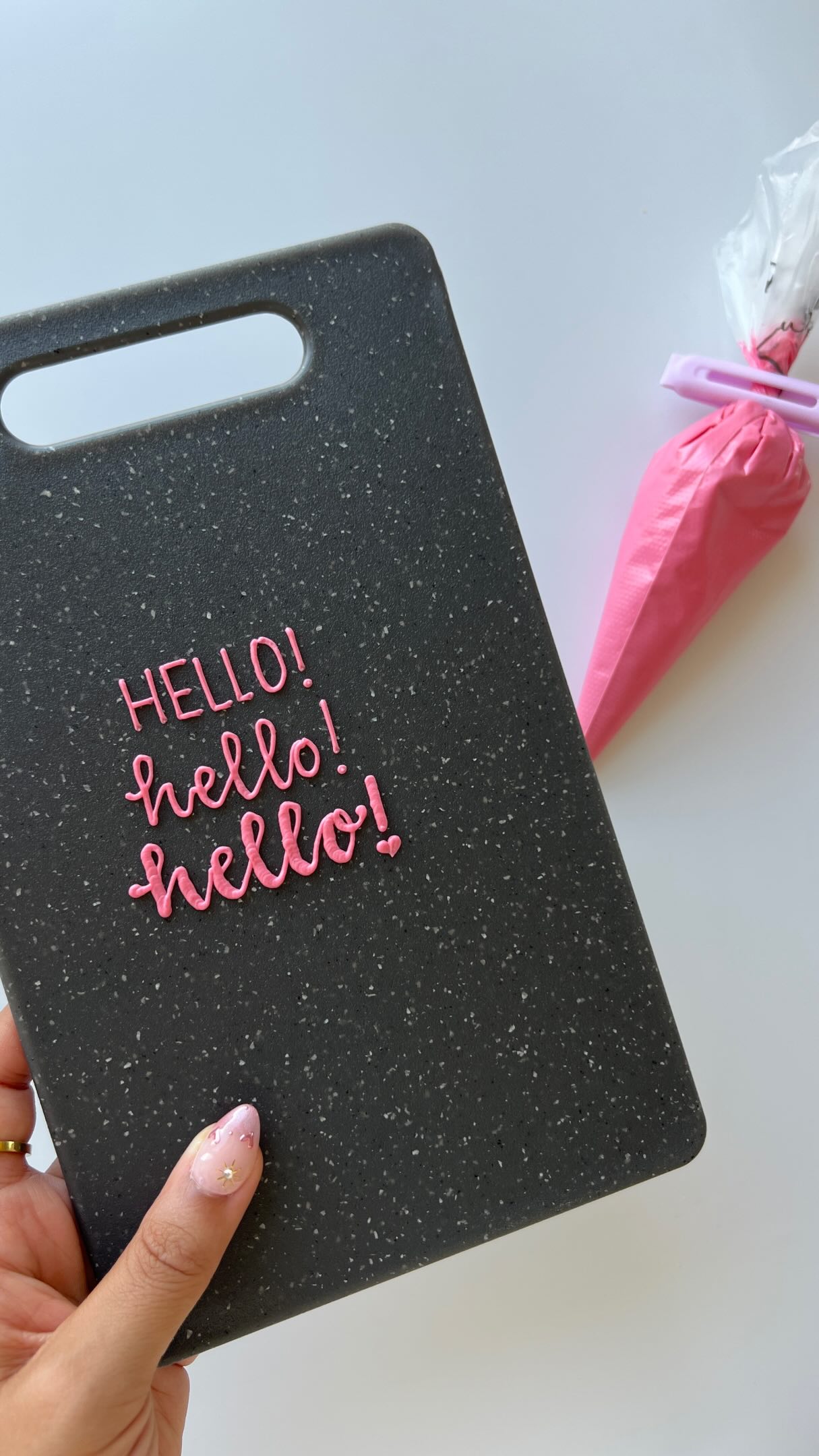 Are you ready to level up your lettering? 🖋️
If you take my Learn To Letter course, you’ll be able to level up to expert in no time! This course has EVERYTHING I wish I knew when I started out so that I didn’t waste years on average hand piped letters
Comment “LETTERS” for the link, I can’t wait to see you Learn To Letter! 💕🍪