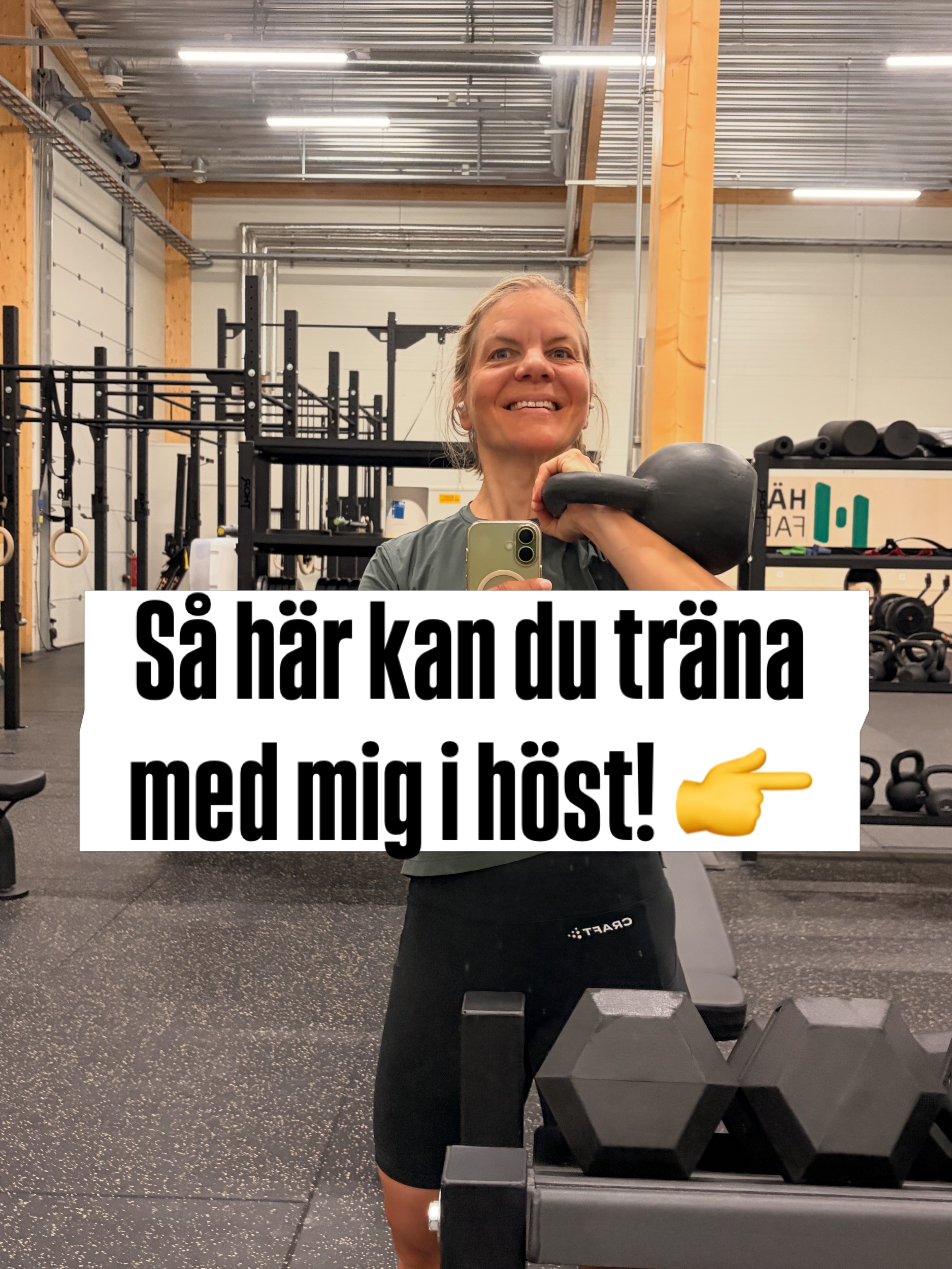 Snart kör vi! 💪
I höst hittar du mig på Medis på onsdagar och det är så kul att ni är många som vill träna med mig. Cirkelträningen är redan fullbokad! 🙌
Det finns fortfarande platser på:
💪 Corestark. 45 minuter med fokus på styrka, stabilitet och kontroll i hela bålen. Delta på plats eller online.
🔥 HIIT. Puls och styrka! Du jobbar på din nivå, men du ska behöva vilan. Annars har vi en växel kvar!
Och till er som knep en plats på Cirkelträningen: jag hoppas ni är redo. Vi ska inte bara bocka av några träningspass i höst. Planen är att bli starkare längs vägen. 💥
👉 Vill du vara med?
Boka din plats via Medis hemsida:
🌐 www.medis.ax, sök under Hälsa & friskvård
Vi drar igång onsdag 2 september!