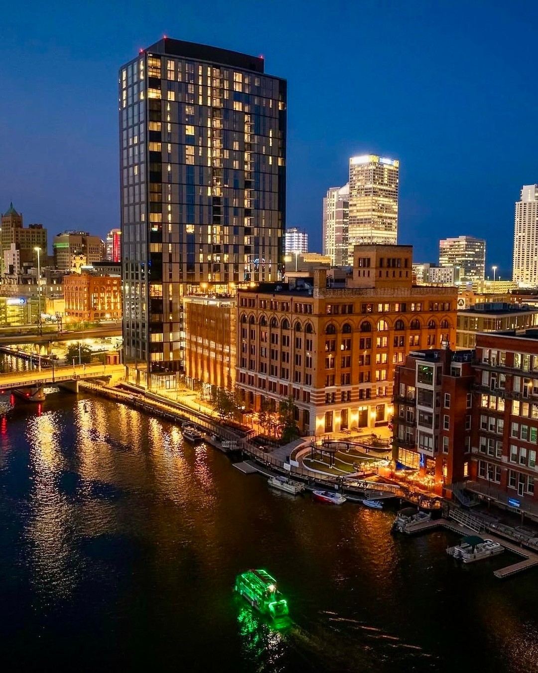 @newaukee is illuminating the Riverwalk this Friday ๐ โจ๏ธ
Afterlight, a new evening event, transforms the Riverwalk into a vibrant corridor of light, music, art, and creative energy from 6 to 11:30 p.m. Friday, Aug. 21 ๐คฉ ๐จ
Over 30 artists will pop-up along the Milwaukee River โ from Erie Street to Wisconsin Avenue โ with unique art experiences from music and film, to dance performances and creative installations ๐ถ ๐ฝ๏ธ ๐
Ready to plan your evening? Click the link in our bio to explore this exciting free and open-to-the-public art event ๐๏ธ
๐ธ: @abovemke