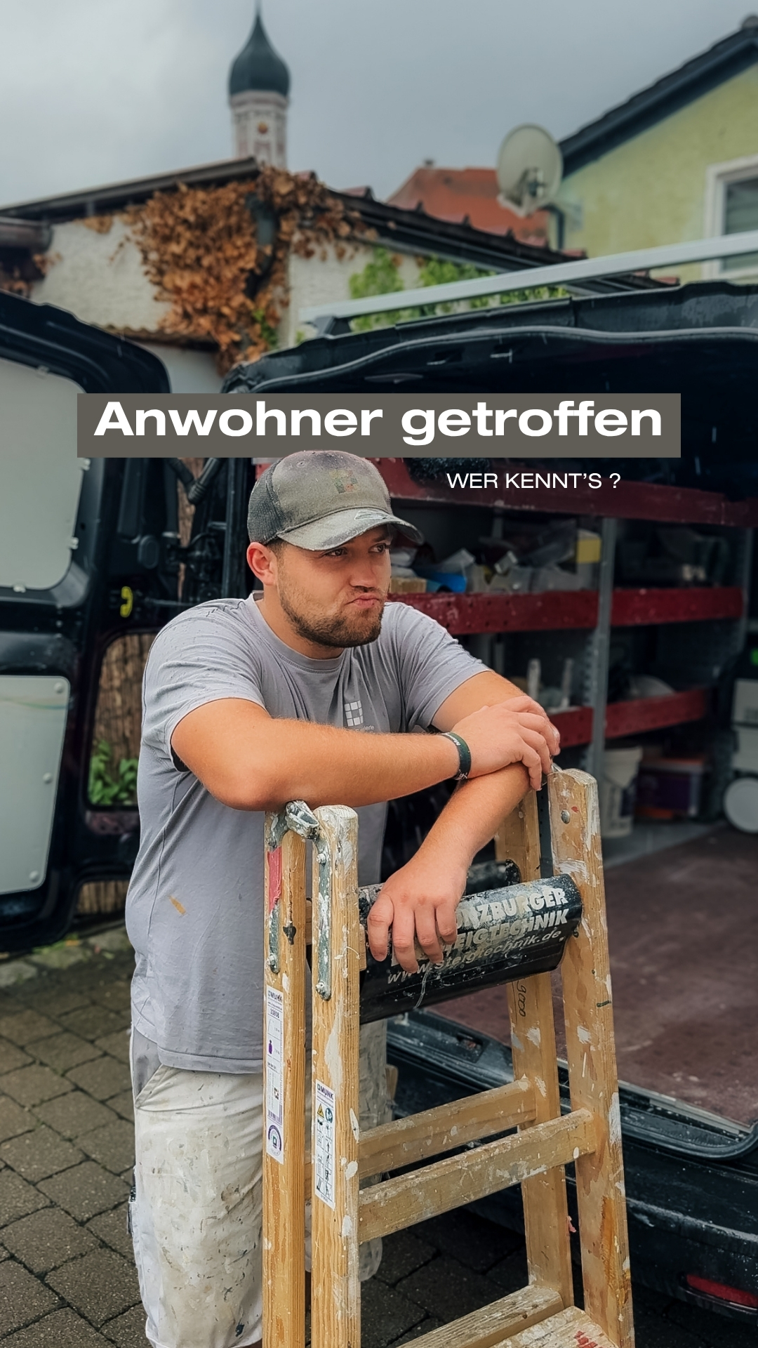 POV: Du triffst den Anwohner… 👀
…und aus „kurz Hallo sagen“ wird erstmal eine ausgiebige Runde Gschwätz. 😂
Die Arbeit? Wartet. Prioritäten sind Prioritäten. 🤝🎨
Wer kennt’s? 🙋♂️
#farbenhaus #burgau #günzburg #landkreisgünzburg #schwaben #bayern #malerhandwerk