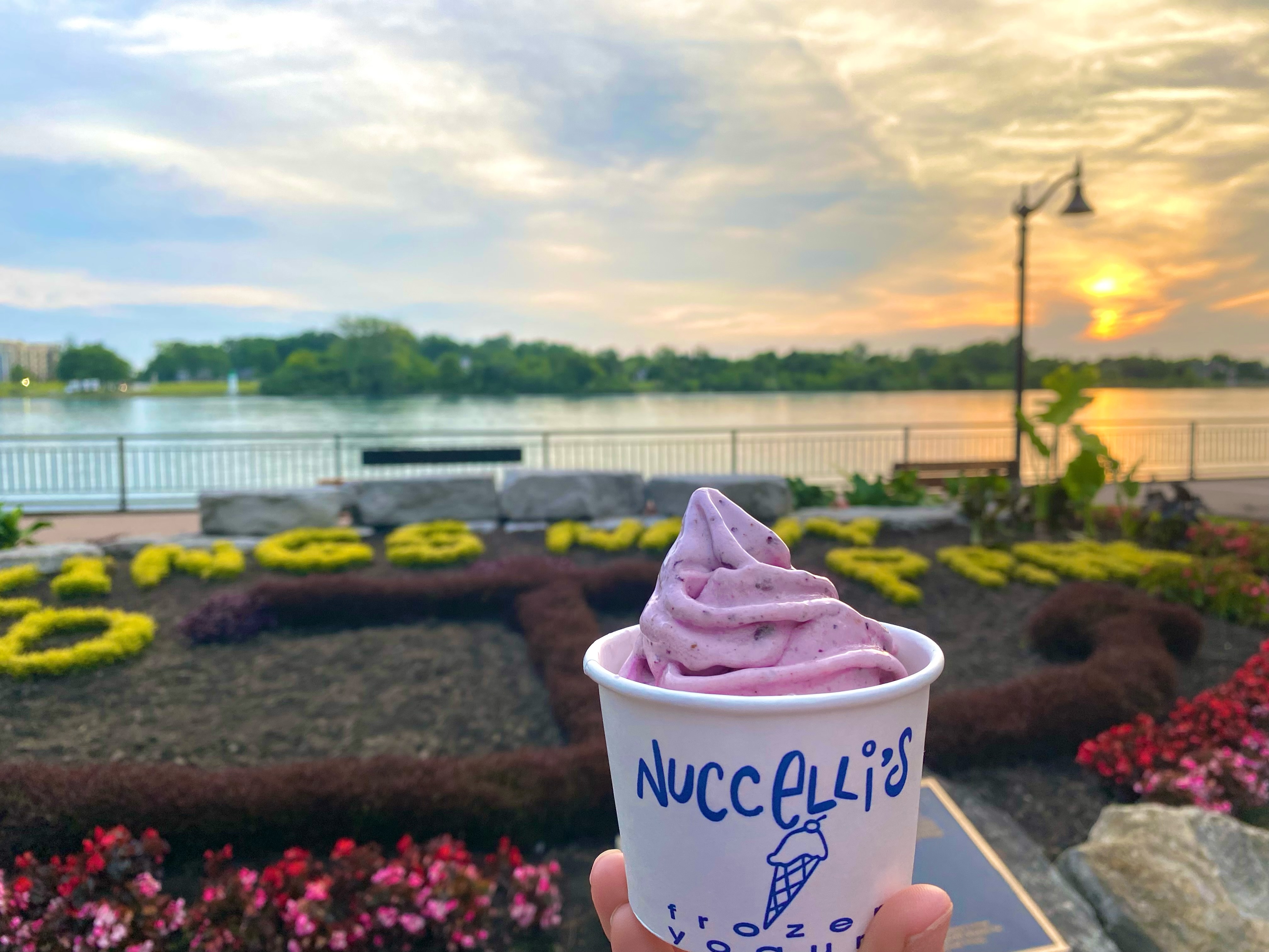 A pretty sweet weekend is coming to Amherstburg 🍦☀️ 🎉 @visitamherstburg
❗️TODAY❗️:
🌳the NEW Navy Yard Park Waterfront extension celebrates its ribbon cutting at 1 PM,
This weekend:
💃 downtown comes alive with Latin Fest🕺
AND… what we look forward to all year long :
👩🎨Art by the River returns to Fort Malden 🎨 @artbytheriver
All that exploring calls for a little Nuccelli’s fuel 😉🍦
#yqg #amherstburg #frozenyogurt #essexcountyeats #yqgsmallbusiness