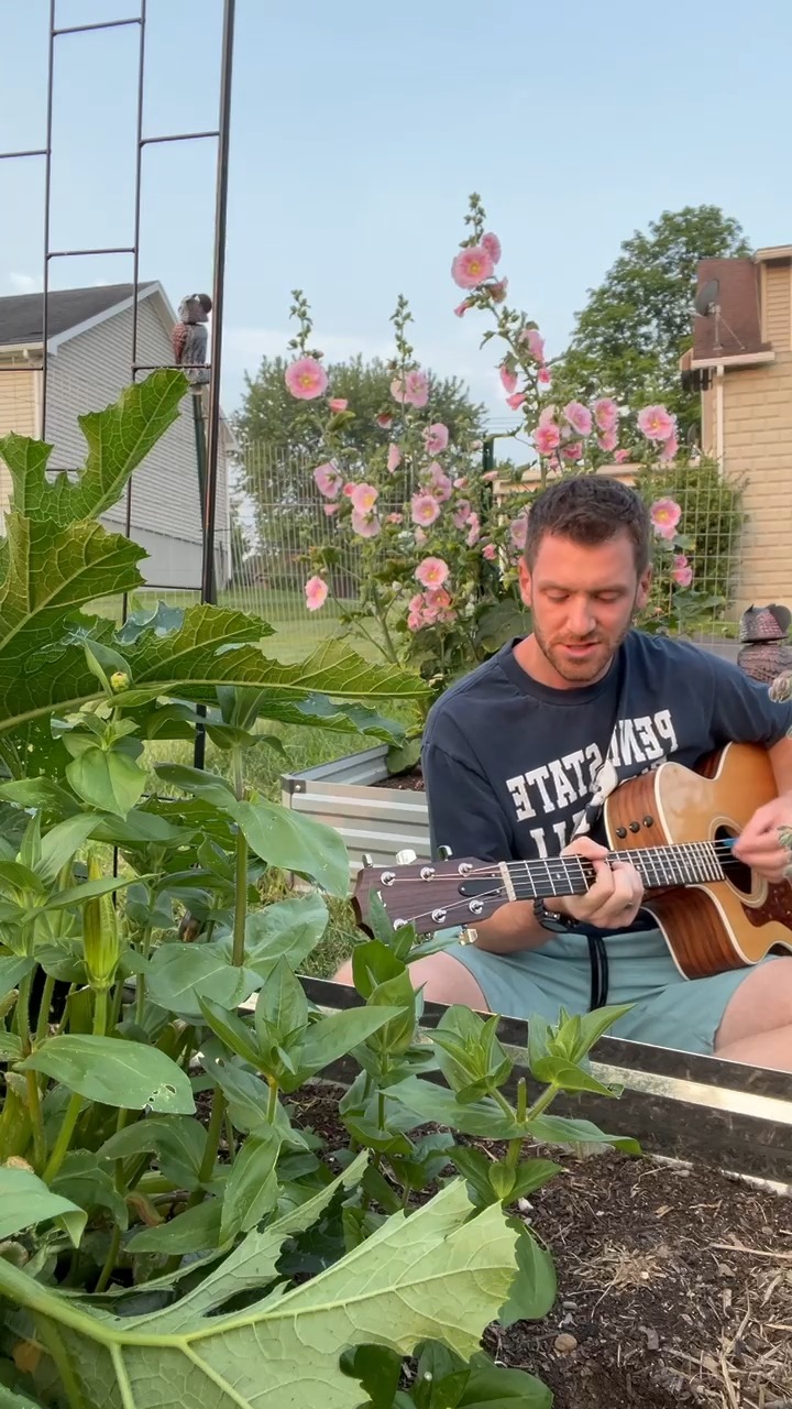 πΆ TONIGHT at Music & Mocktails on the River! πΉπΏ
Weβre excited to welcome Aaron Russell to the Gazebo at Lincoln Park tonight! Hailing from Bloomsburg, Aaron is a laid-back acoustic singer-songwriter bringing a chill mix of indie, pop, classic favorites and original songs.
If you love the sounds of Jack Johnson, The Beatles and Bon Iver, youβre going to love Aaronβs vibe! πΈβοΈ
Bring a lawn chair, bring a friend and come enjoy the music! π΅πΉ
#MusicAndMocktails #LiveMusic #MiltonPA #CommunityEvents #LiveLocalMusic #SummerVibes