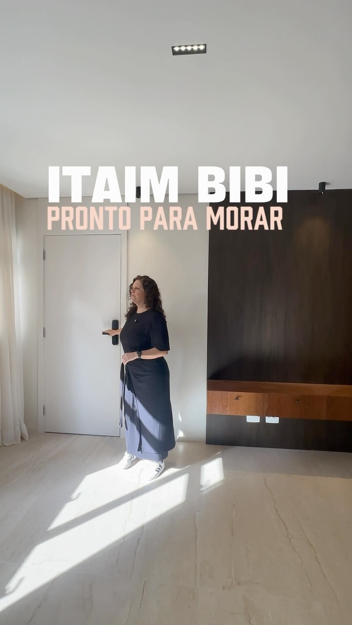 Reformado, pronto para morar no Itaim Bibi.
São 97m2, 2 suítes, sendo a master com bancada para trabalho, closet e banheiro grande. Além de lavanderia, lavabo e roupeiro.
Venda R$ 2.570.000,00
Condominio: R$ 2.500,00
Iptu R$ 440,00 (mensal)
1 vaga
Entre em contato: 11933107285
#itaimbibi #apartamentoavenda #apartamentoavendanoitaimbibi #vivernoitaimbibi