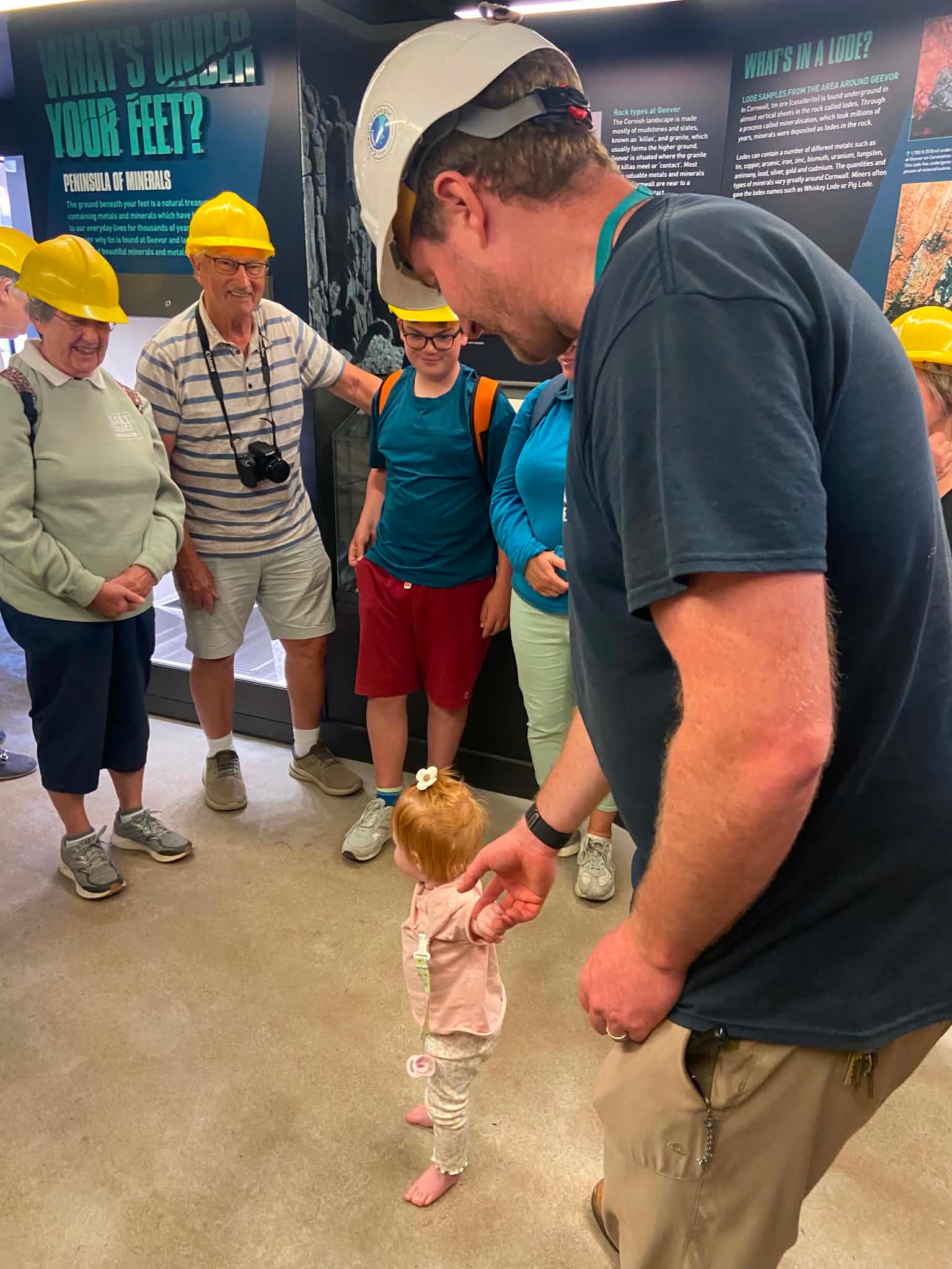 I had a guest star at my Cornwall Geology Q+A session down at @geevor_museum last week!
At 10 months old Eleanor is definitely the youngest pebble compared to those I bring along to these sessions! But she is by far the prettiest, obviously stealing the show.
Thank you for those who have come along so far to these Q+A sessions at Geevor. They’ve been so much fun with some awesome questions.
I’ve got my final Q+A session of the summer holidays this Thursday, in the Hard Rock Museum at Geevor Tin Mine. Come on down and say hello!
📸 by @jennawitts.music aka mummy.
#geology #geologist #geologylife #cornwall #geevortinmine