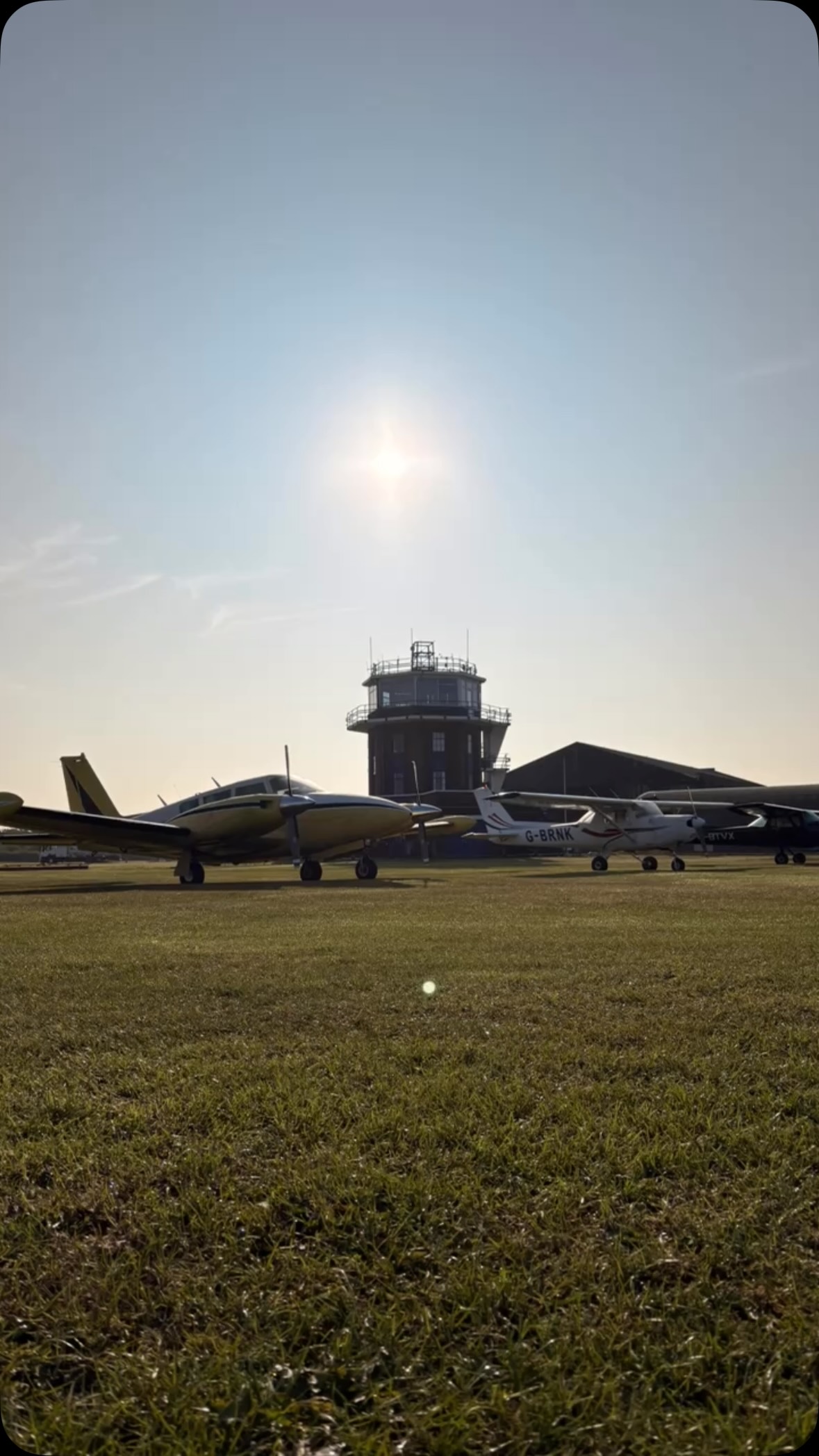 Itโs a beautiful morning at Barton Aerodrome and a perfect day for flying!
@lacflyingschool @flyaeroschool and @mainair_barton all have their aircraft out and ready to take advantage of the weather.
We even have @adventure_001_ back again for a day of sight seeing flights!
Thanks to @dandan.heliman for the picture!
#bartonaerodrome #manchester #generalaviationlovers #aviationlovers #aircraft