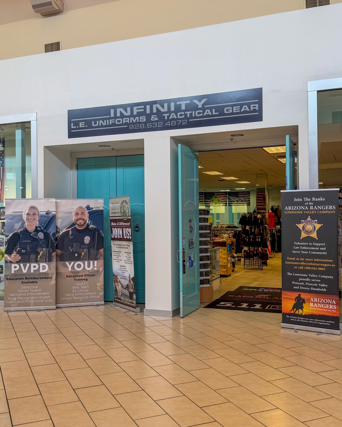 First responder? Infinity Tactical has you covered. š
Uniforms, body armor, plates, hats, and everything you need to gear up and get the job done. Stop by Infinity Tactical at Pine Ridge Marketplace!