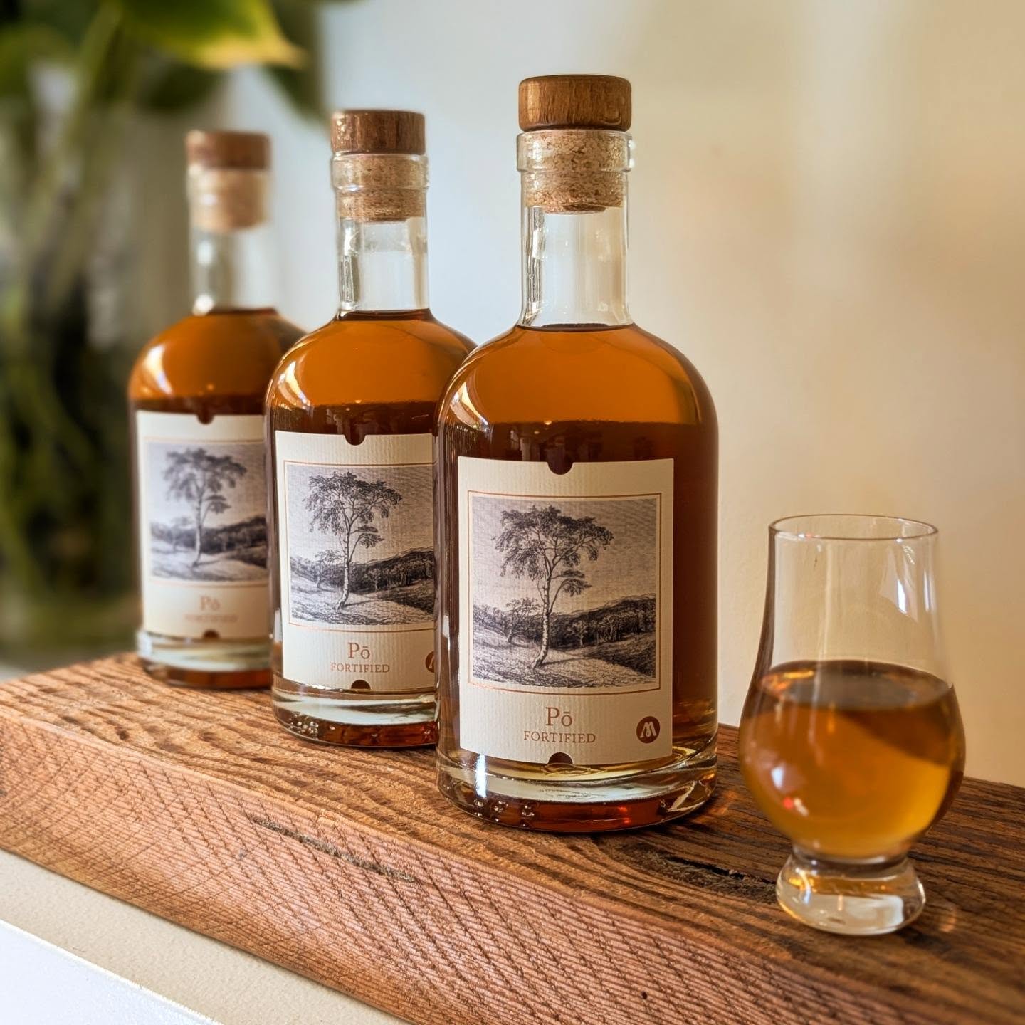 PŌ Fortified is BACK!!
Released in 2024, then sold out immediately, we're bringing this back as our new CLASSIC!
Traditional mead PŌ is blended with Honey Spirit then aged back in the barrels for another 8 months, bringing the mead mature, well rounded.
It is a process— from honey production to fermentation and then aging and blending.
After all these work and wait, it is rewarding to witness the craft shine bright.
We are excited to share this mead with you all!
#mead #craftmead #honey
#tasting #oahu
Notes of honey, dried apricot, citrus zest, brown sugar. Bright and Dry.
Our new classic of traditional style mead.
Po is aged 1 year in the barrels,
Honey Spirit is aged 2 years in the barrels,
Two are blended and aged again in the barrel for over 8 months.
Barrels are a blend of American and French oak.
Tastings available at both Wahiawa and Kaimuki locations.
Bottles are Only available at Wahiawa.
Scan the QR code and listen to beautiful music curated for this mead by Rachel Look @therachellook
Come and try at —
Honey House Wahiawa or
Honey Bar Kaimuki