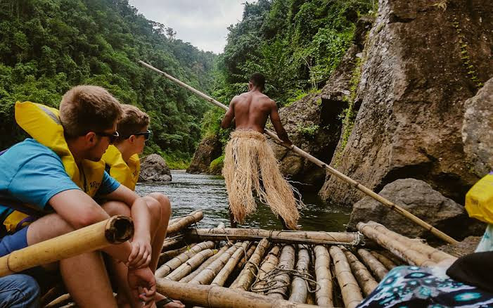 Fiji might be famous for its beaches, but there’s much more to discover beyond them 🌿🇫🇯
Venture inland and you’ll find a side of Fiji shaped by lush landscapes, local communities and traditions that have endured for generations.
For travellers who like a little adventure, rafting through Fiji’s tropical interior offers a completely different perspective — swapping the coastline for jungle-clad riverbanks and a chance to experience more of the destination you’ve travelled so far to see.
It’s these contrasts that can make travel unforgettable ✨️
📩 Talk to our team about weaving experiences like this into your bespoke Fiji itinerary.
#JourneySouthTravel #FijiTravel #VisitFiji #FijiAdventure #FijiCulture #SouthPacificTravel #FijiIslands #LuxuryTravel #BespokeTravel