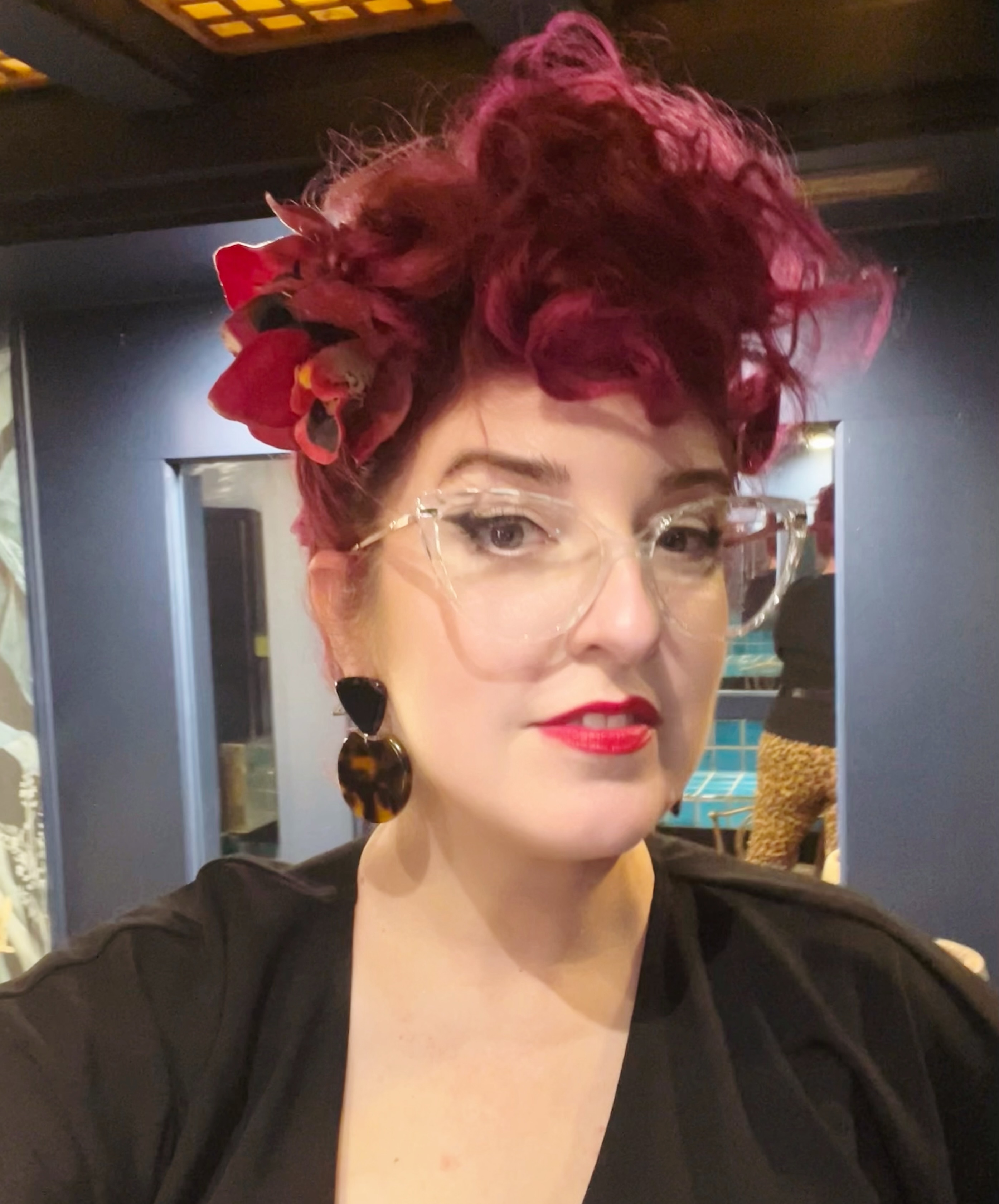 Wearing my hair up A LOT more these days.
The perimenopause heat is real.
A real pain in the ass!
