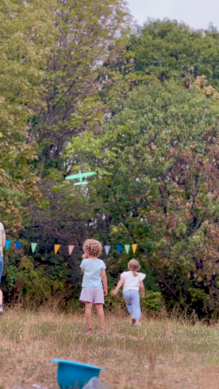 évindító közös piknik 🧺🍇🌳🪁 #óvoda #babolygó #piknik #gyerekek #játék