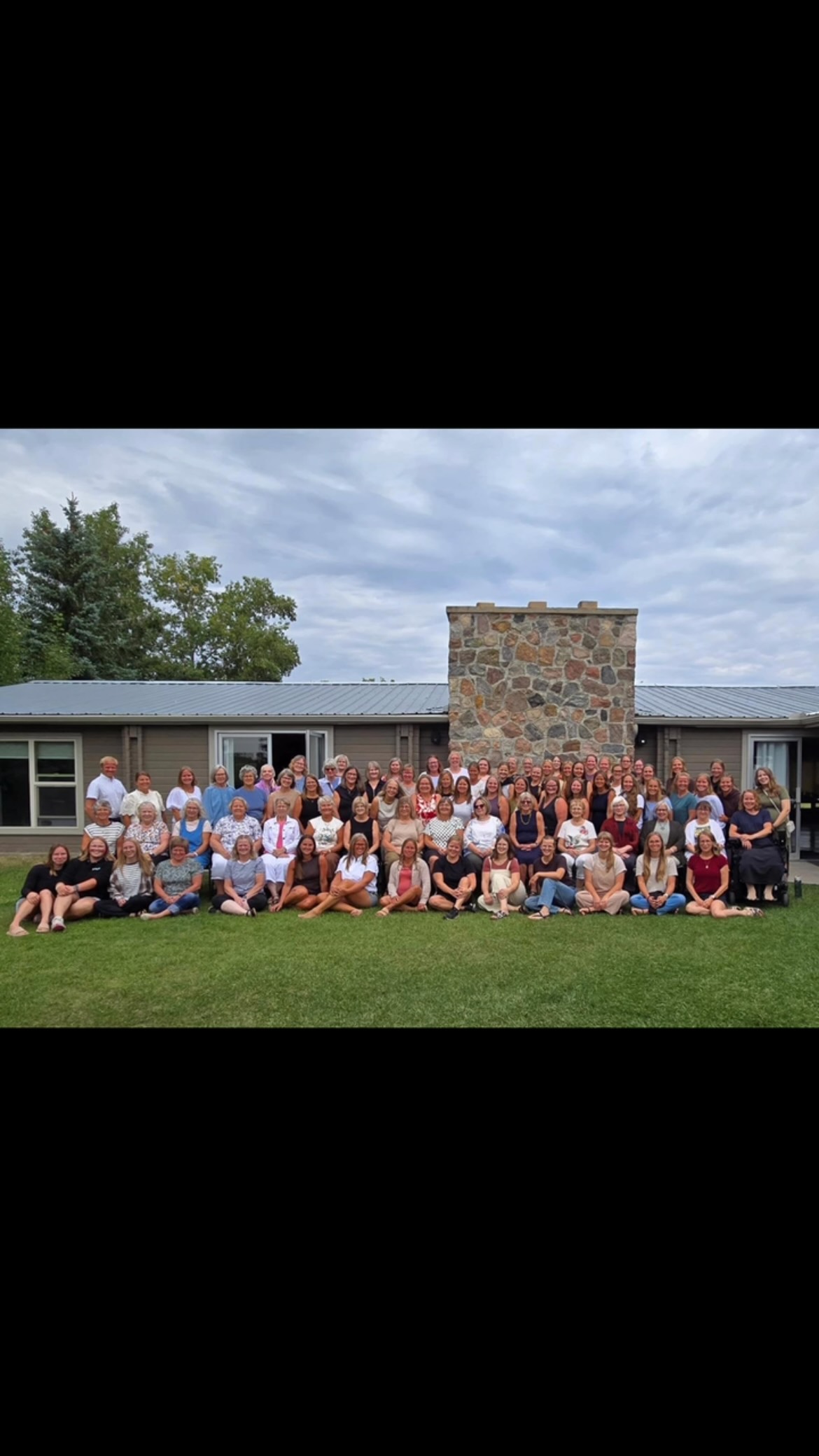 About 100 women gathered at Prairie Shores Camp in Saskatchewan for the first Womens Camp held there, August 21–23. Presentations and discussions around the theme of Psalm 139:14 “I praise you because I am fearfully and wonderfully made” were a comfort to the participants that came from five Canadian congregations, plus Minnesota, Montana, South Dakota and Finland. A feeling of freedom, love, and support embraced the wide range of ages and stations in life.
Sunday morning a WhatsApp call was planned with believing ladies in Accra, Ghana. The discussion joined the hearts of sisters living thousands of miles apart. We sang together, discussed what faith means to us and bowed our hearts in prayer in the closing devotion given by Brent Herrala, visiting minister from Silt, Colorado. God blessed our time together!
Text: Ruth DeLacey
Photos and videos: Ruth DeLacey, Laura Pirness and Leah Simonson