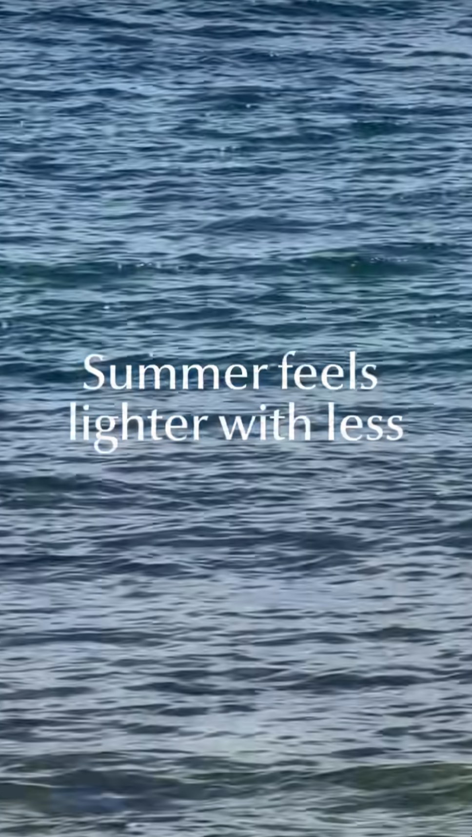 SPF nur im Sommer? Think again. ☀️
UV Strahlung macht keine Winterpause. Auch wenn die Tage kürzer und die Temperaturen kühler werden, bleibt Sonnenschutz Teil deiner täglichen Routine.
Deshalb gilt bei skjur®: SPF ist keine Saison. SPF ist Routine.
365 Tage im Jahr. Für deine Haut. 🤍
#skjur #sonnenschutz #spf50