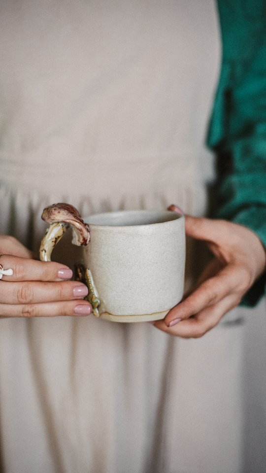 Some moments don’t need much. ☕🌲
A good coffee, a quiet walk into the forest, fresh air, and nowhere to rush to.
Just a little time to slow down, notice the details, and let the day unfold naturally. 🍂🤎
The simplest moments often become the ones we remember most. ✨
#SlowLiving #ForestWalk #CoffeeMoment #NatureInspired #SimpleMoments