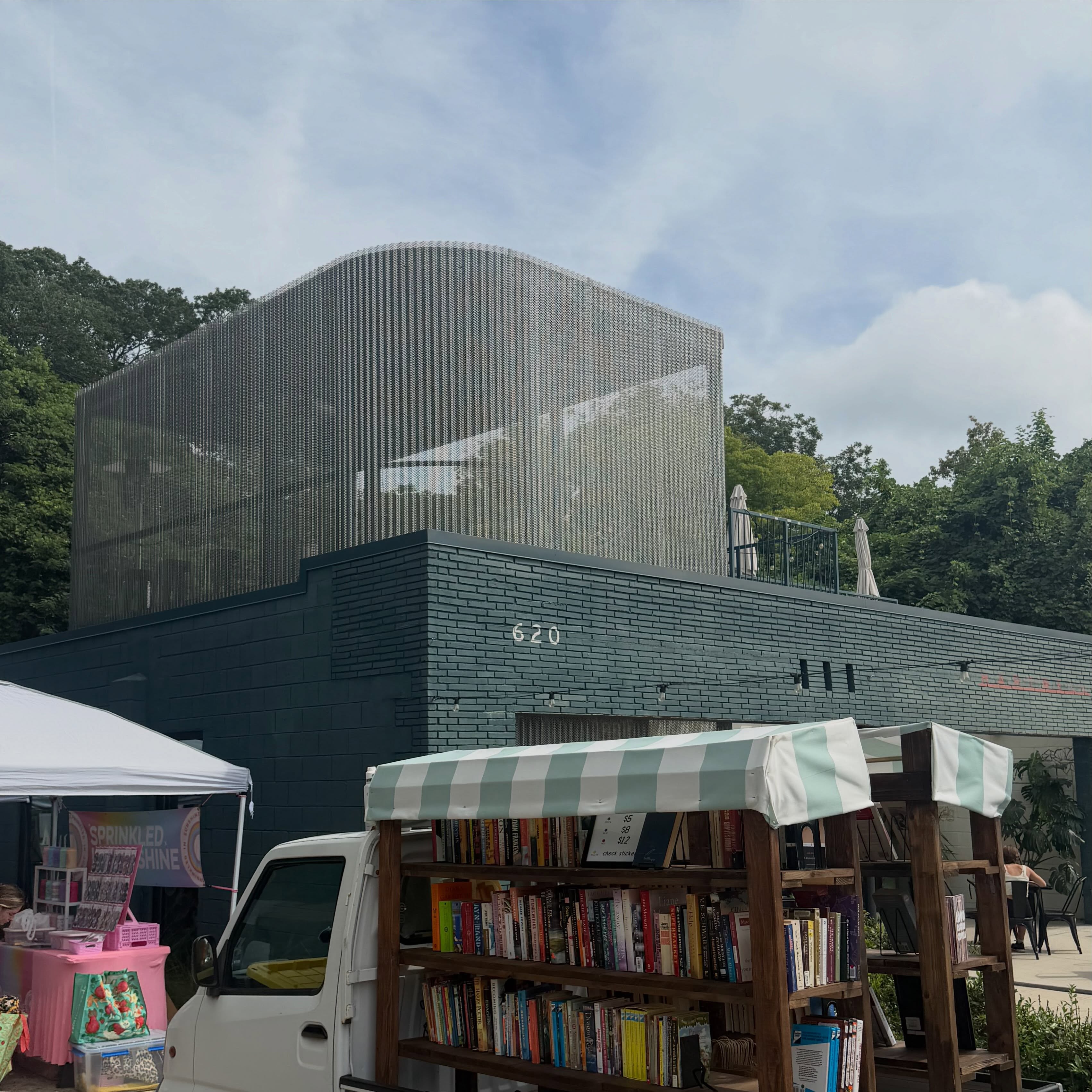 Today! Over 30 bookish vendors! @carteltacos.nc , @theicecreammonsters and live music by @j_candeed_music! 12-4pm 📚🐛