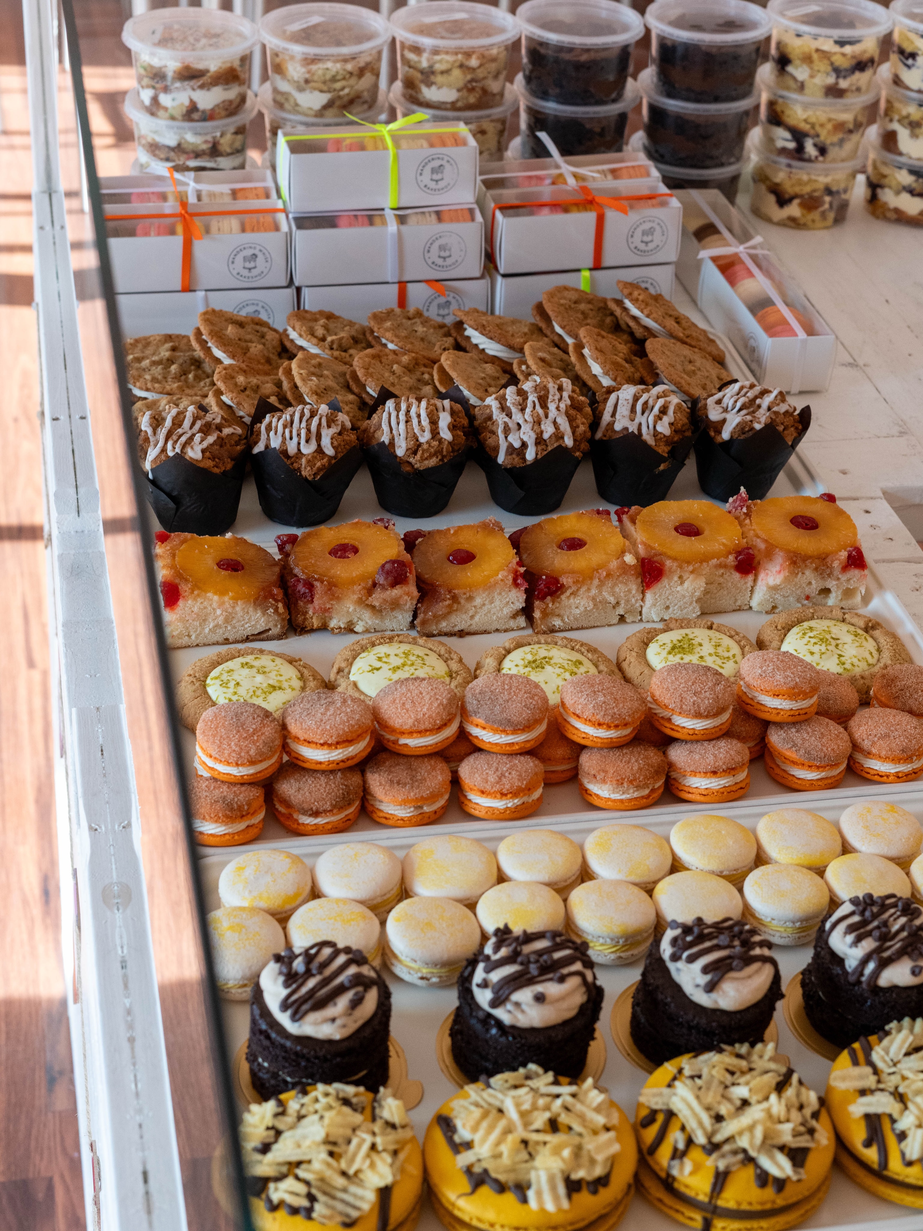 Thank you to every person who showed up last Saturday for our Summer Roadtrip Pop Up! ๐ What a fun way to wrap up the summer season. Our most popular items were Chocolate Covered Potato Chip Macarons, PB&J Cake Slices, Chocolate Chip Cookies, Lemon Blueberry Macarons, Cookie Dough Tea Cakes & Route 66 Bars!
Next upโฆHalloween ๐ Save the date for October 31!