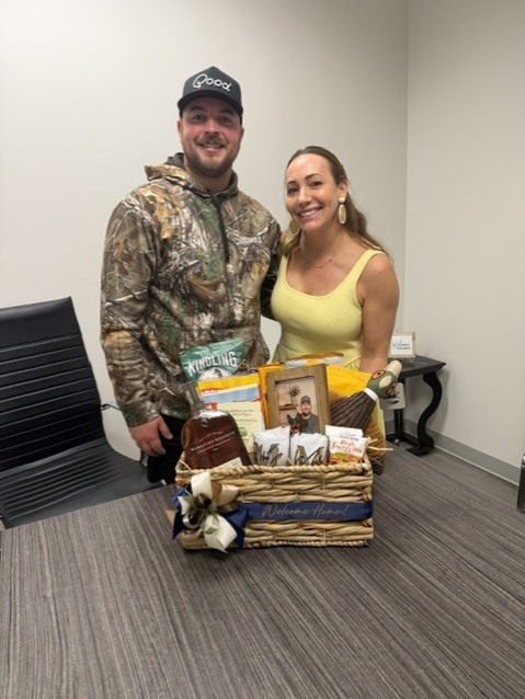 CLOSED! π
1114 Wild Clover Way, Plant City, FL 33566
ποΈ 4 beds | π 2 baths | π 1,498 sqft
This one means a little extra. Congrats to our buyer, active duty Navy, on closing on his new home! Aly Zamore of Homegrown Realty represented the buyer on this one. πΊπΈπ‘
Helping active military and veterans find home is one of our favorite parts of this job. Thank you for your service, and welcome home.
If you're active military or a veteran thinking about buying, we'd love to help make it happen. Send us a message.
#HomegrownRealty #JustClosed #PlantCityFL #MilitaryHomebuyer #TampaBayRealEstate #AlyZamore