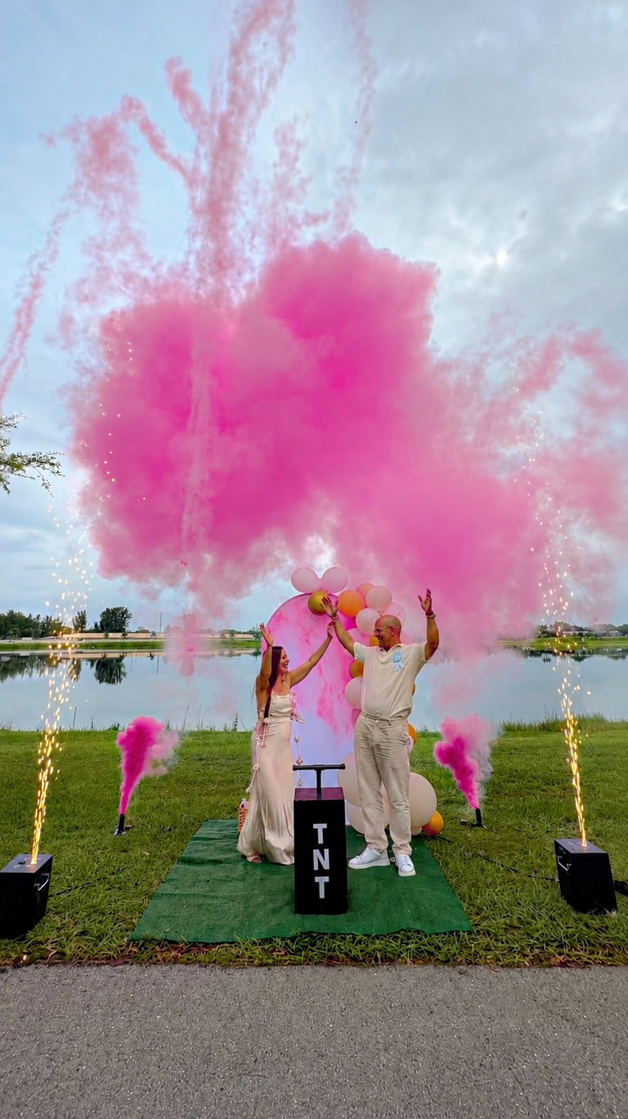 These excited parents were ready to activate our TNT Box for the perfect pink reveal!ππΉοΈπ
.
.
.
#genderreveal #genderrevealmiami #revelaciondesexo #momtobe #genderrevealideas