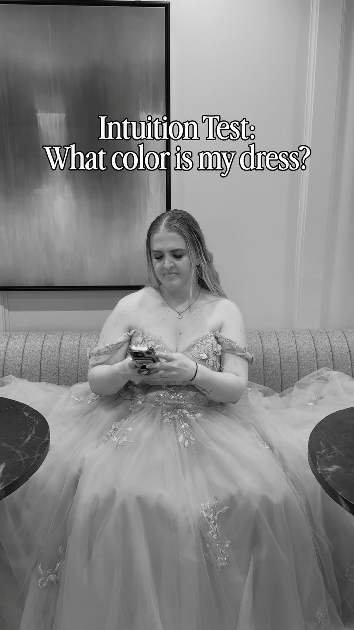 What color does your mind see? 👀