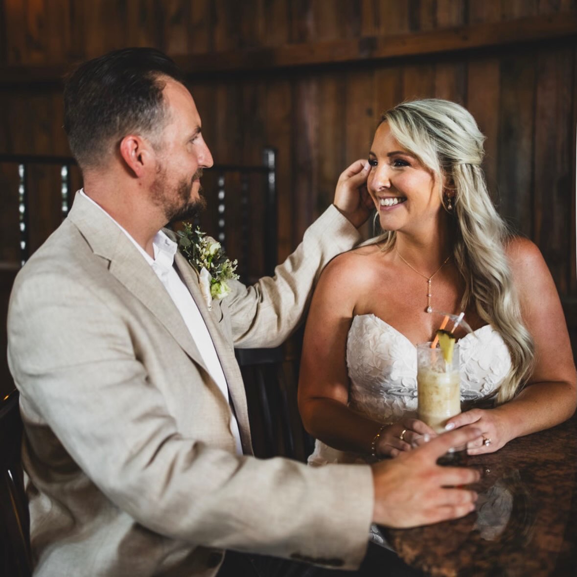 We’re swooning over Ashley and Mike’s intimate vineyard elopement 💍🍇
The venue: @southriverwinery
The photographer: @kscruciphotos
The planner & officiant: @epic.elopements
#vineyardelopement #winerywedding #ohioelopement #justelope #ohioweddingplanner