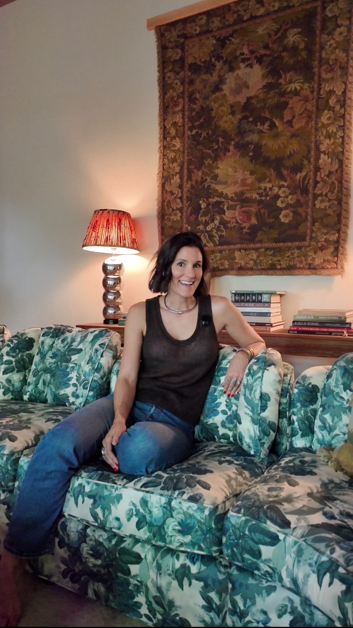 Custom upholstery is something I love incorporating into our projects because it gives us the opportunity to create pieces that feel completely unique to the home.
This vintage Henredon Folio sectional in my own living room was definitely a diamond in the rough when we found it. With the help of our upholsterer, we completely rebuilt it, chose a fabric I loved, and it ended up becoming the jumping-off point for the entire room.
That process is such a good example of why we value our relationships with talented craftspeople. They help us take something old, rethink it, and turn it into a piece that feels personal, functional, and truly one of a kind. 🤎