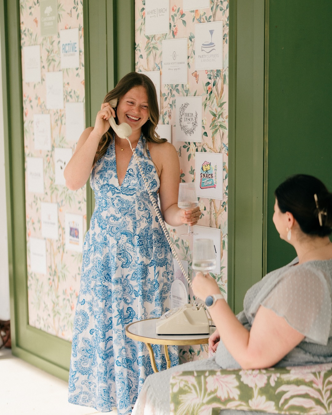 A colorful garden party inspired wedding, an outdoor lounge, and a vintage rotary phone ready to collect all the things your guests really want to say… what more could you want?
@canterburyilm
@socialbflyevents
@whitebirchrentals
@designperfection
@greatdaysoiree
@partysuppliersandrentals
@esseaphoto
@activedj
@iconabooths
@alexisscottdes
@camillesofwilm
@snacktimesweets
@taylormadetransportation
@officiantsherri