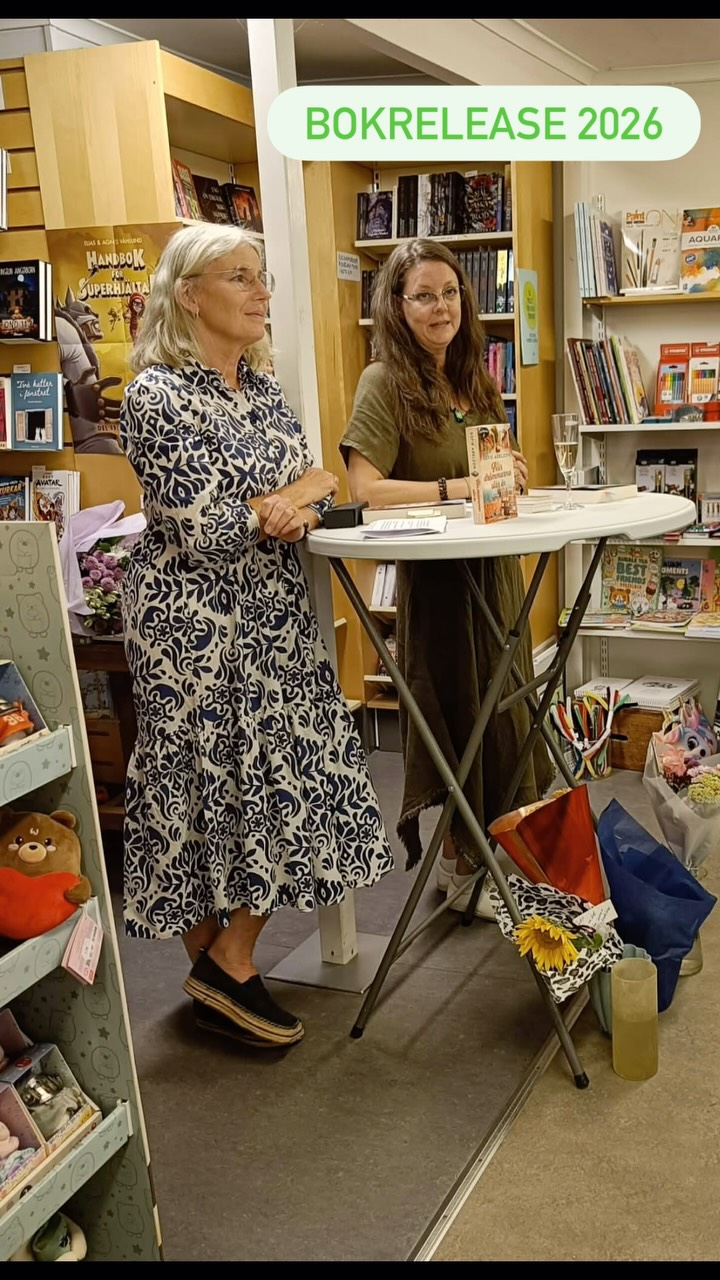 Ett litet bildspel från min releasefest nyligen! 📚📚
Tack alla ni som kom och firade med mig och som lät ett exemplar av ”Brev från det förflutna” följa med hem!
Ett stort tack också till de som hjälpte mig att ordna festligheterna, nämligen Eva i Mariefreds bokhandel, min förläggare Lena på Historiska media och så familjen som fixade i bakgrunden. Tack! ♥️
#strängnäshistoria #historiskamedia #antikbodenugglan #brevfråndetförflutna #mariefredsbokhandel