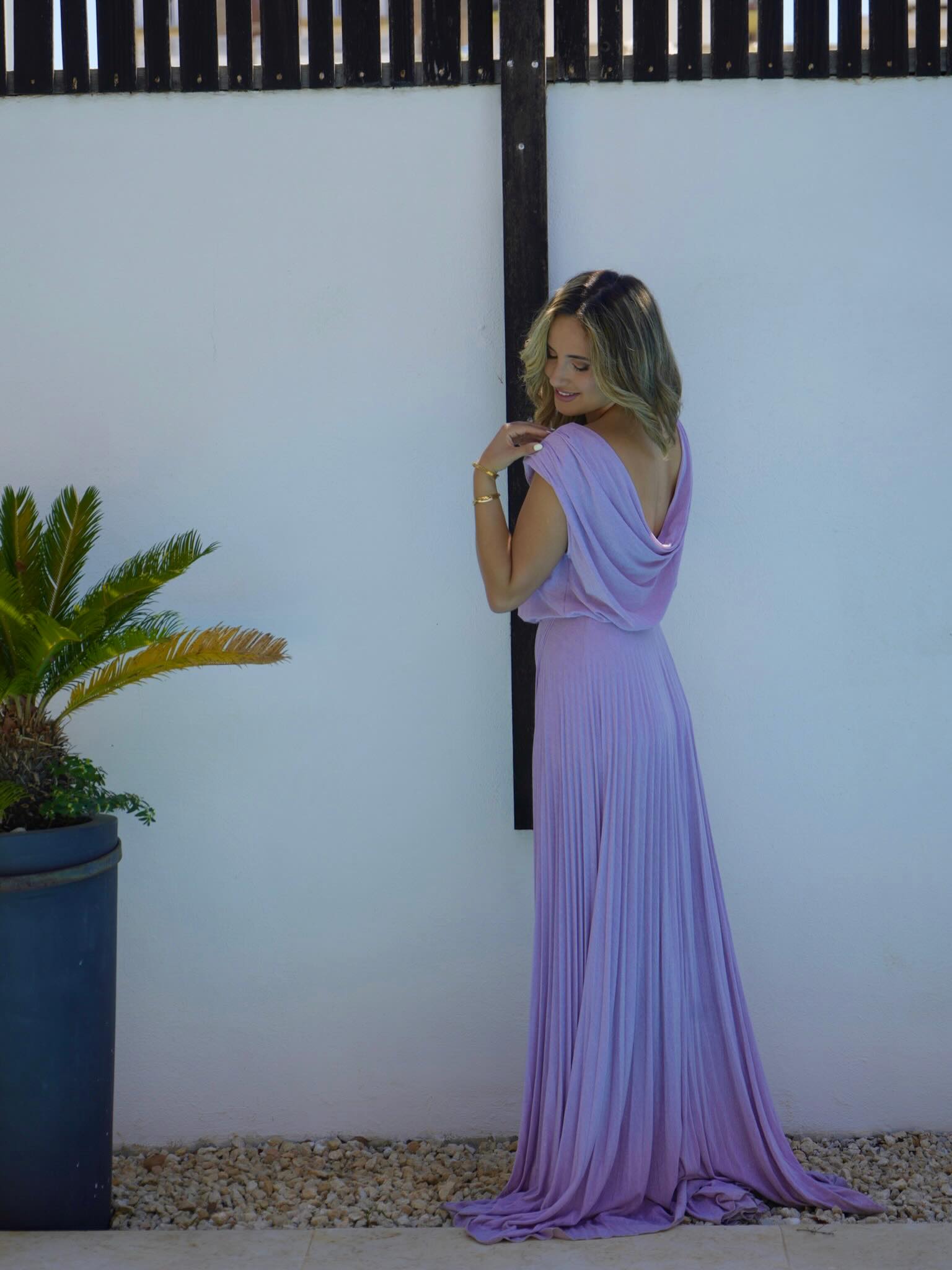 Dump of our Favourite Items available for Rent right now ๐ญ๐ซ
Dior Bags and so many Dresses available for Rent ๐๐
Head to RentLuxury.online or click the link in our bio to get started on your rental journey ๐ค