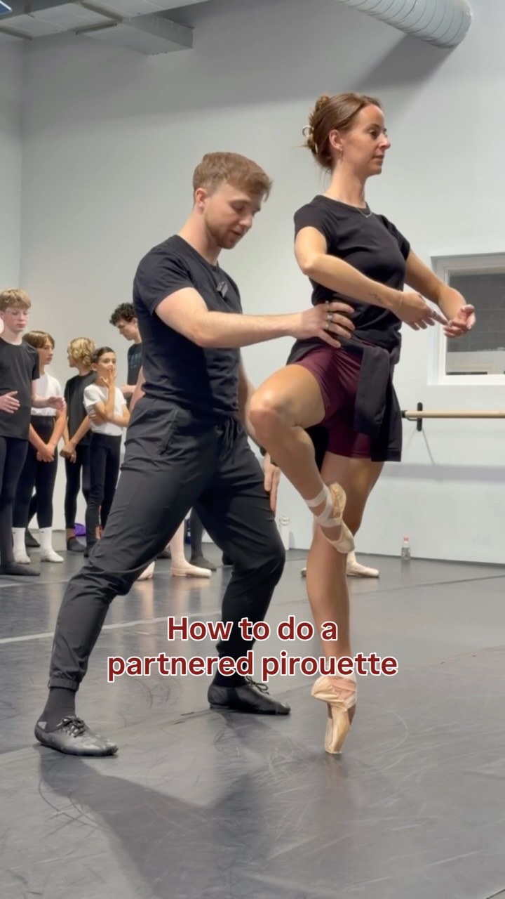 Artistic Director Bryce Lee and teacher Jessica Payne work with our students as they demonstrate a pirouette in pas de deux class. π©° #themaledanceconnection #maledancer #ballet #dance #balletdancer