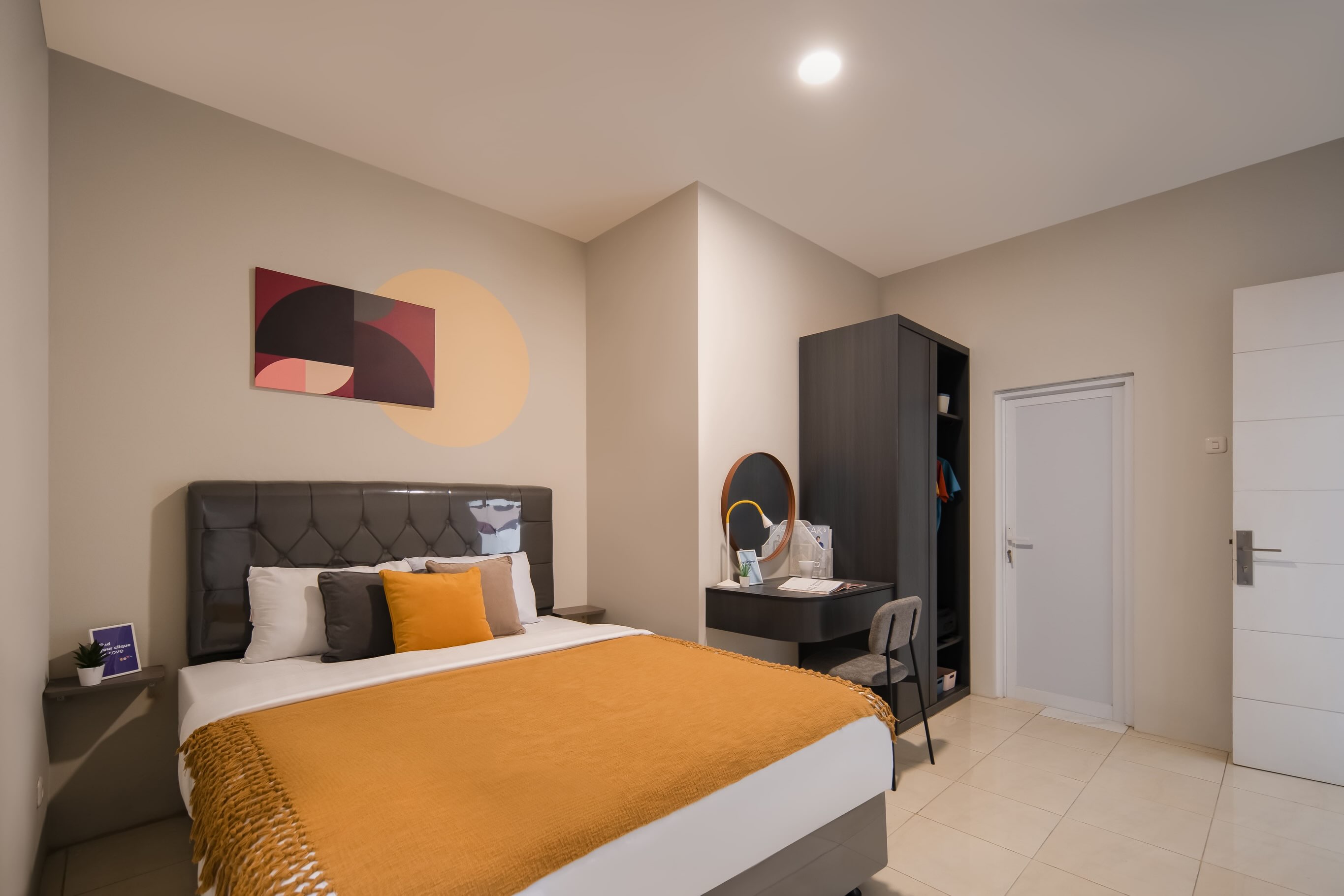 Cari kost eksklusif ala landed house yang lokasinya 5 menit ke Stasiun MRT? 👀
Berarti Cove Aphrodite ini cocok banget buat kamu~
🛌 Full furnished, queen bed
✨ Smart TV, jendela luar
👩🏻🍳 Dapur pribadi/bersama
🏊🏻 Swimming pool, lounge, area parkir
📍Dekat MRT Cipete, Citos, South Quarter, Urban Forest
Save buat wishlist kost ala rumah kamu 💁🏻♂️
Info & Booking:
📞 Cove Official Number: +62 21 5099 6923
🌐 Cove Official Website: cove.id
#kostjakarta #infokostjakarta #kosteksklusif