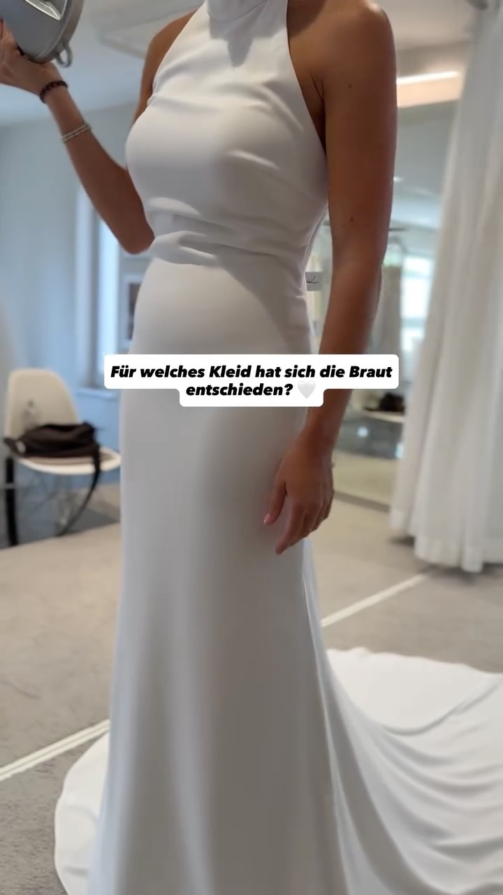 Na was denkt ihr? 🥹🫶🏼 Wir finden: egal ob schlicht oder aufwendig bestickt — diese Braut sieht in beiden Stilrichtungen unfassbar toll aus!
Wir freuen uns, das Ergebnis baaaaald mit euch teilen zu dürfen!
Schreibt uns eure Vermutungen in die Kommentare und folgt uns, wenn ihr auf Brautkleidsuche seid. ✨
#brautkleid #mariebernalbraut #mariebernal #weddingdress #weddinginspo