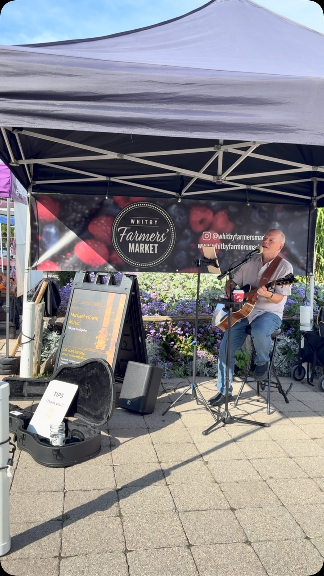 Today at the market!
@michael_howitt π
#livemusic