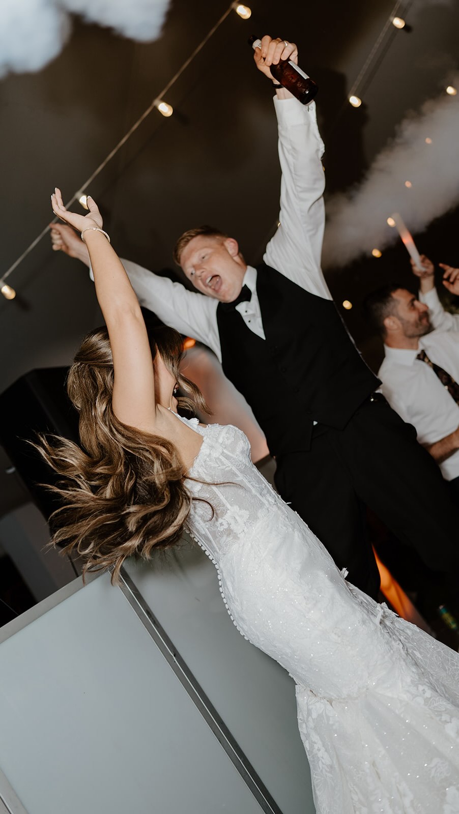 We’re ready when you are 😉
Use the link in our bio to schedule your complimentary consultation 🫶🏻 we can’t wait to chat!
Photographer | @alexandjullyphotography
Entertainment | @poshdjs
Rentals | @durantseventrentals