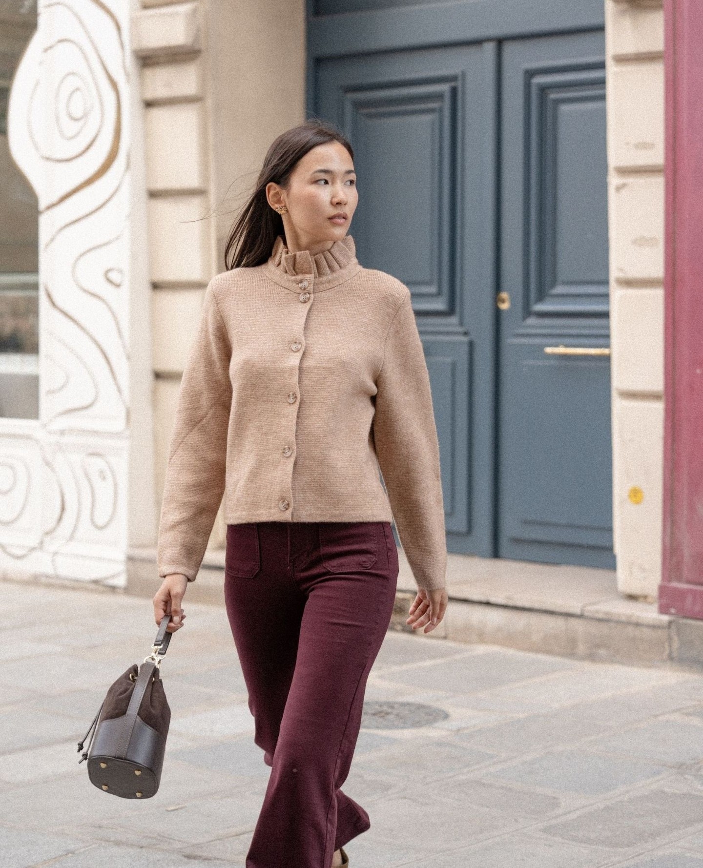Temperatures down, pullovers on. 🍂
CARDIGAN🔎 1029247