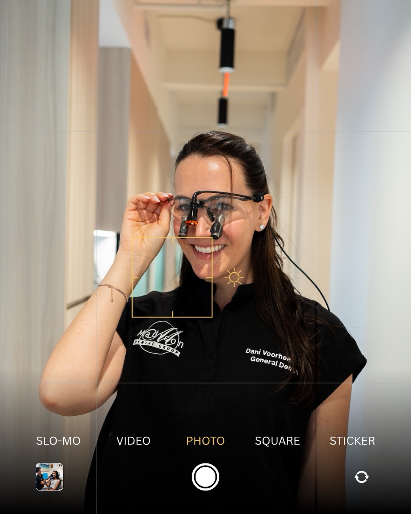Caught in her element 🦷✨
Dr. Voorhees making dentistry look way too cool.
#MadisonDentalGroup #NYCDentist #ManhattanDentist #ManhattanDentistry #NYCDentistry