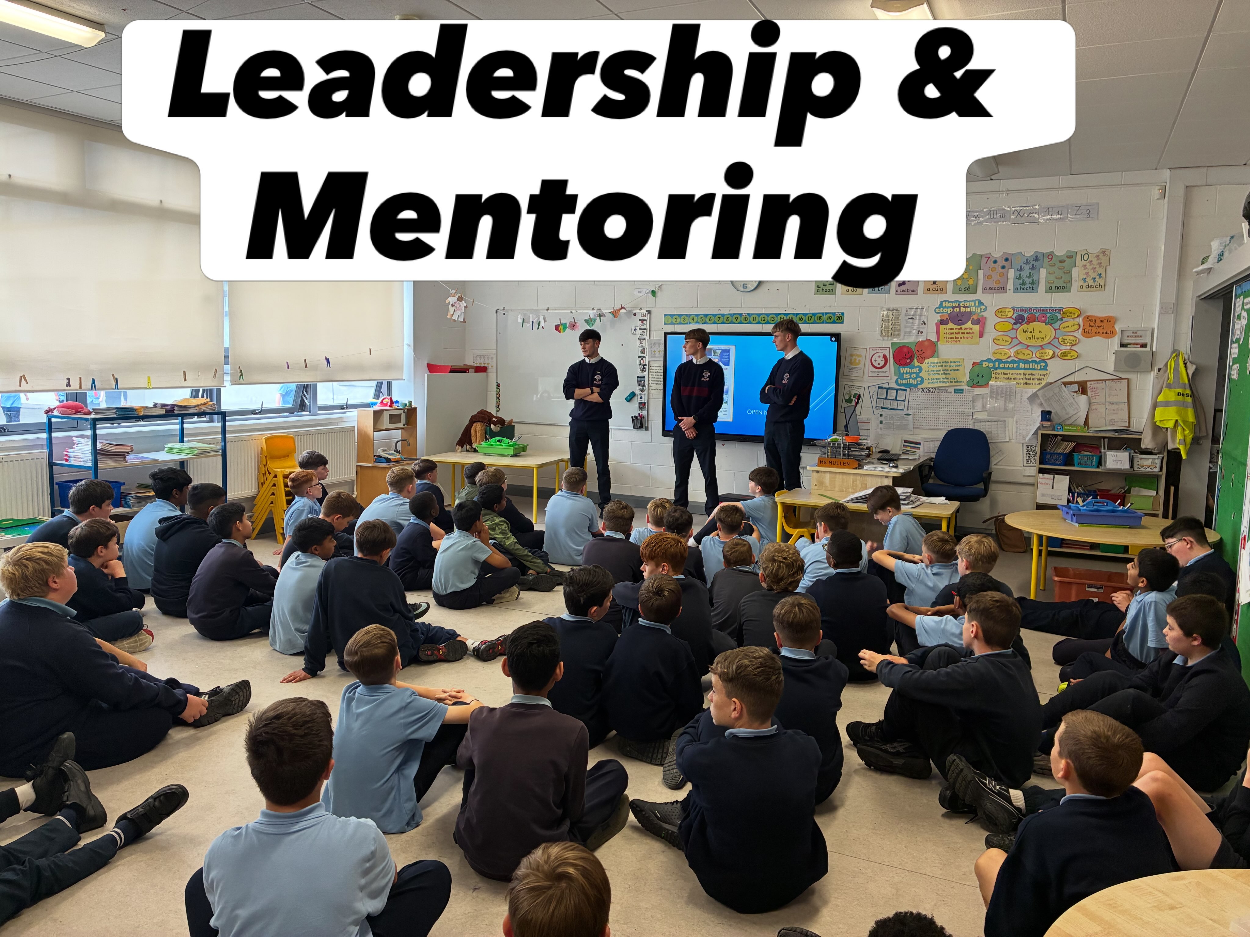 We were extremely proud to welcome past pupils Matthew, Paddy and Sean back to our school today. The boys who are all prefects in St. Mary’s Diocesan School were invited to speak to our 6th class lads about leadership and mentoring. They shared what it means to be a leader and how the 6th class pupils can help mentor the younger pupils in our school. They answered lots of questions from 6th class about both mentoring and life in secondary school. A big thanks to Matthew, Paddy, Sean and their guidance teacher Ms Deering for taking time to come and speak to our boys. #studentleadership #communitymatters #árndíchealligcónaí