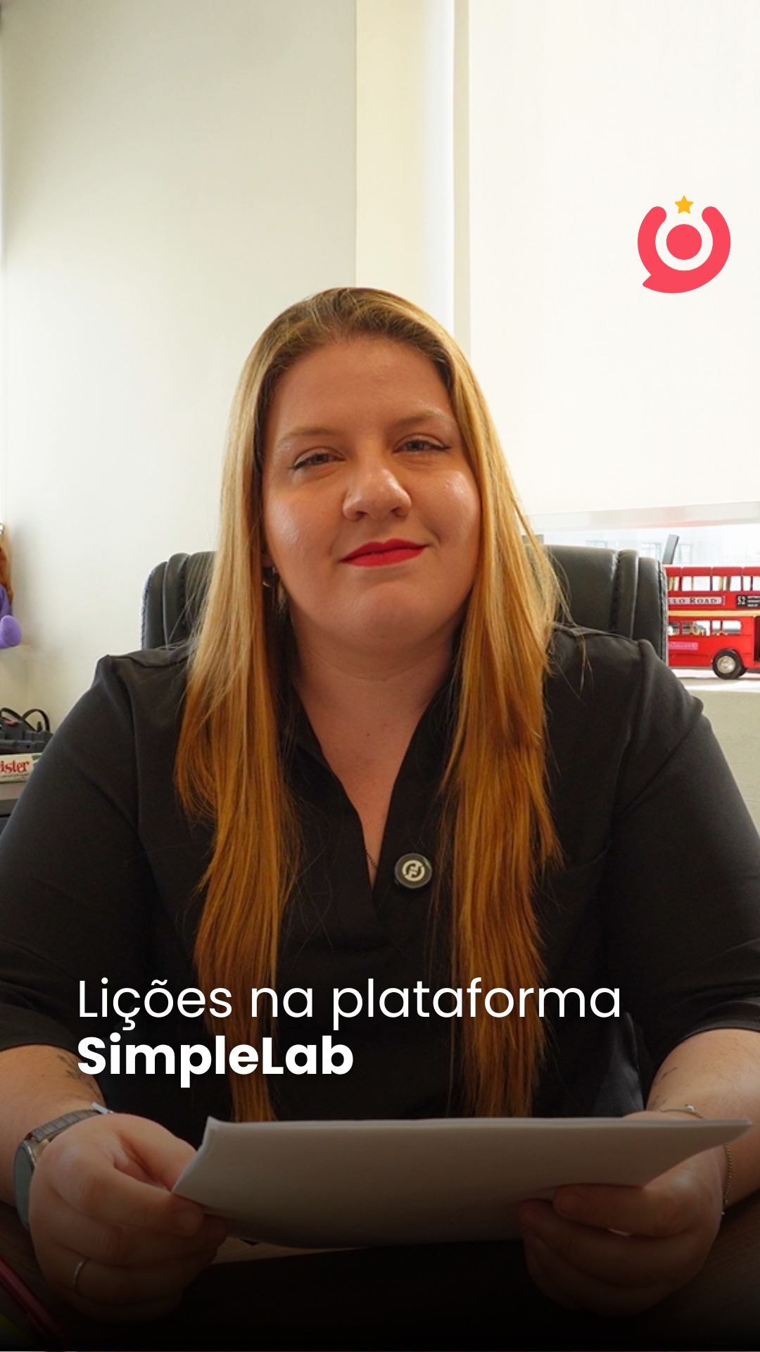A nossa plataforma SimpleLab, além das lições, conta com um chat com Inteligência Artificial para os alunos praticarem a conversação. #SimpleEducation #SimpleLab #VersoEducação #ProgramaBilíngueAltaPerformanceance