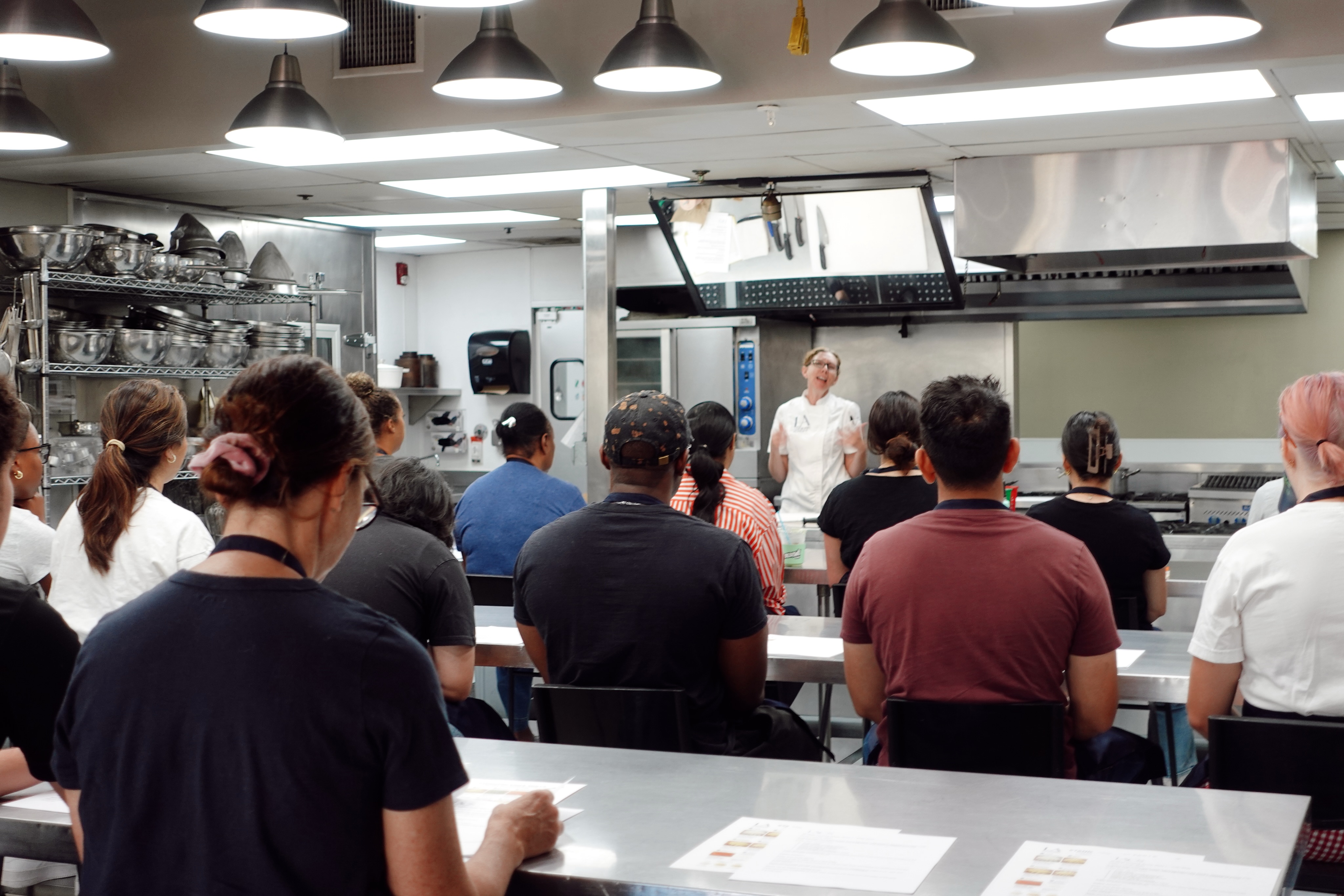 Last chance to sign up for our 20-Week Baking Series 🥐 - Starts Sun, Sept 13 at 10 AM. Build your baking skills week by week and learn techniques you’ll use for years to come. Grab your spot before registration closes!
#losangelescookingschool #bakingclassesla #labakers #lafoodie