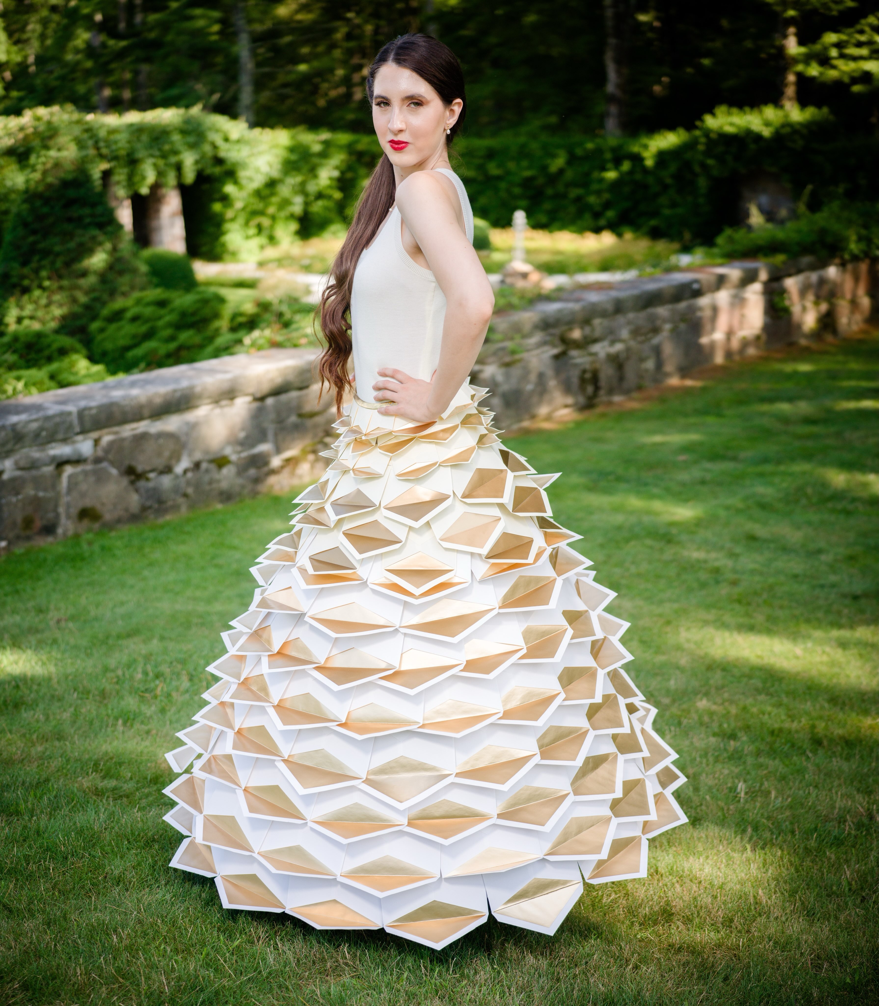 May I have “The Envelope Please”?
Deborah Carter’s latest wearable design is created using upcycled gold foiled envelopes, recovered from Crane and Company in Dalton, Massachusetts.
A special thank you to @eric.korenman.photography and model @nataliasofficial for bringing Deborah Carters vision to life and to @themountlenox for the most beautiful backdrop for this photo. 🩷
You can now find “The Envelope Please” now on view and available for purchase only @thewitgallery
