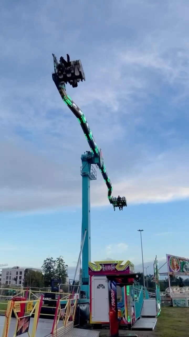 Bijai aukščio? Nėr nieko geriau nei atrakcionai 🎡
Jeigu ne @bema.vision tikrai ten nebūčiau atsidūrusi 😅 AČIŪ DRAUGE!
#atrakcionai