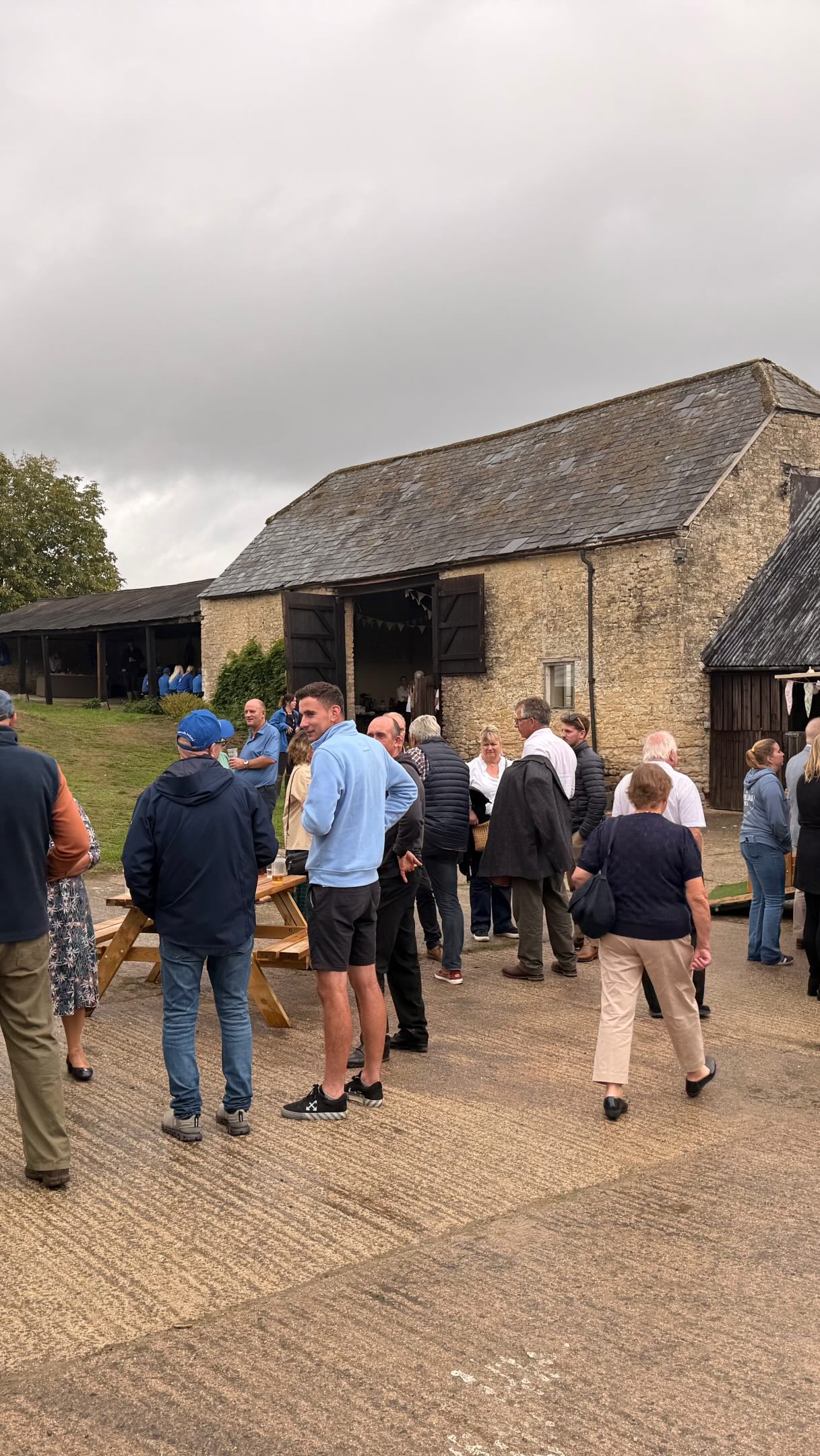 Brilliant day for our Owners day yesterday. Thank you to you all, was a great day.
Horses turned out beautiful by all the Team. We look forward to the season ahead.
@coralofficial
@doyle_racing
@dodsonhorrell
@tommalonebloodstock