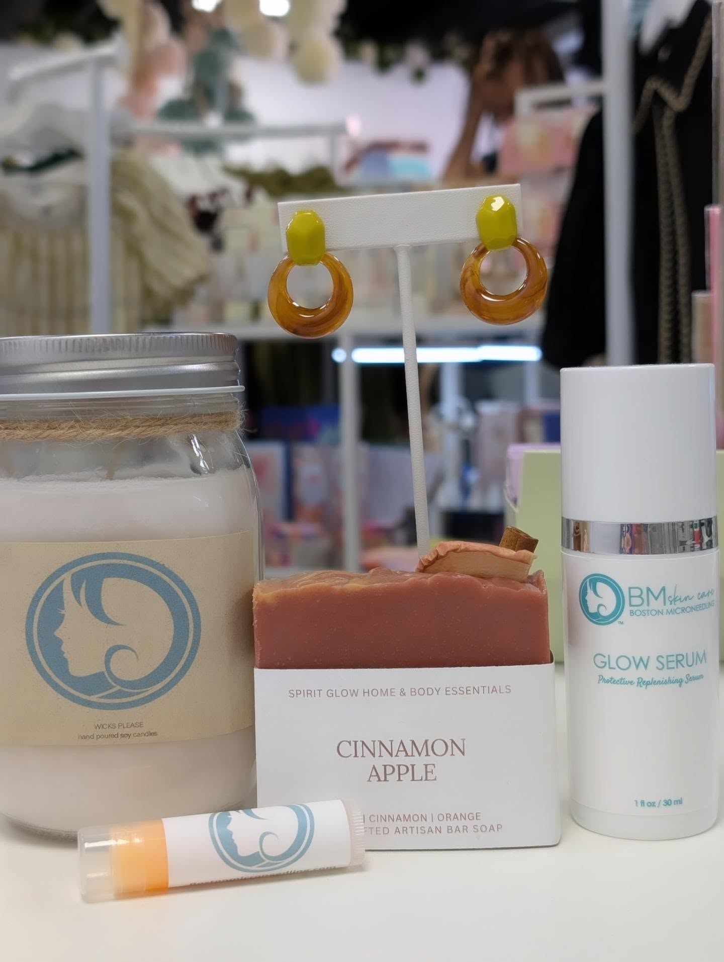 ✨ Stop by BM Skincare today! ✨
We’re open 10 AM–5 PM and can’t wait to see you! 💕 Come shop, browse, or stop in for some skincare love. 🛍️✨
See you soon! 💗
#BostonMicroneedling #microneedling #BMSkinCare