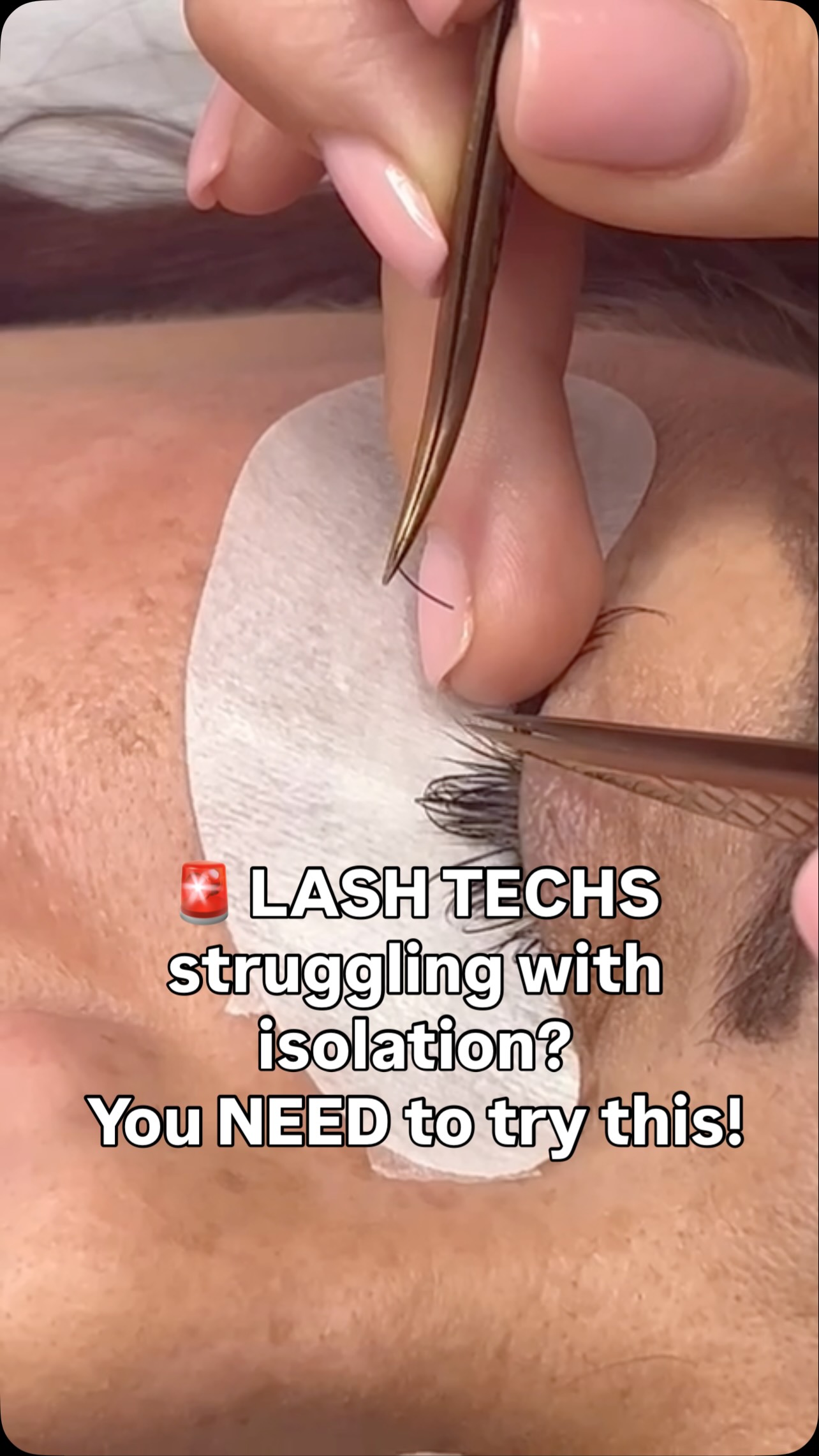 If those tiny adjacent lashes keep getting in your way, making isolation feel harder than it needs to be… use your ring finger! 👆✨
Gently use your ring finger to help separate and control the surrounding lashes while you isolate with your tweezers.
Honestly, GAME CHANGER. 🙌
This simple technique can help you:
✨ Get a clearer view of the natural lash
✨ Separate those stubborn adjacent lashes
✨ Improve your isolation
✨ Reduce stickies
✨ Work more confidently and efficiently
Sometimes it’s not about working faster it’s about learning the little techniques that make your job EASIER.
And these are exactly the kind of practical tips I teach throughout my lash training courses. After 20+ years in the beauty industry, I don’t just teach you how to apply lashes — I teach you all the little tricks that make a BIG difference when you’re actually working on clients.
📌 SAVE this and try it on your next set!
And if isolation is something you’re struggling with, comment LASHES and I’ll send you details of my upcoming lash training. 🤍