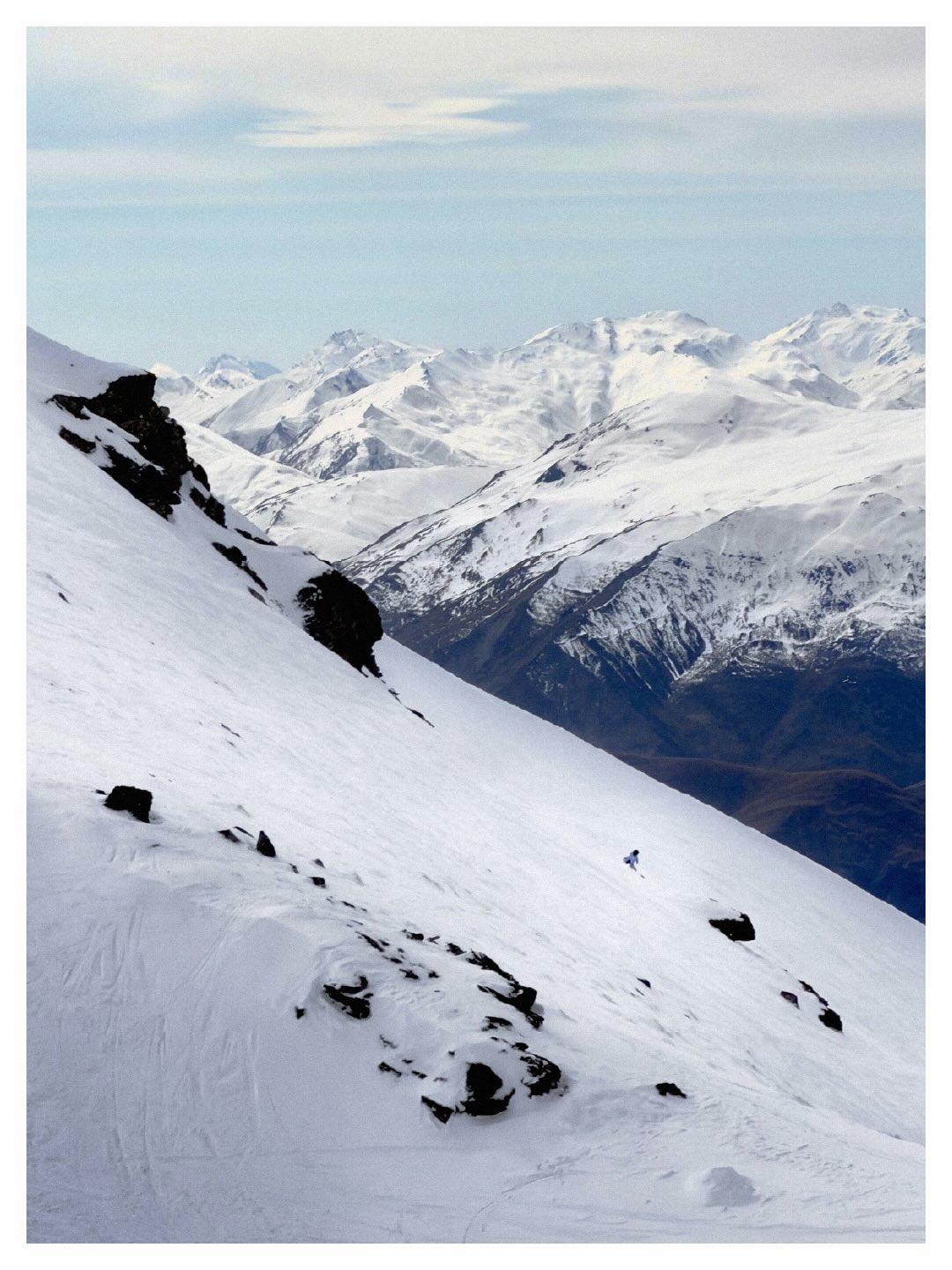 A sunny afternoon that turned very moody this week up at The Remarkables, South Island NZ Aotearoa.
It felt so good to go back for a ski! Somehow it seemed both like forever ago and yesterday when I worked here.
#ski #theremarkables #whiteout #winternz #wintersports